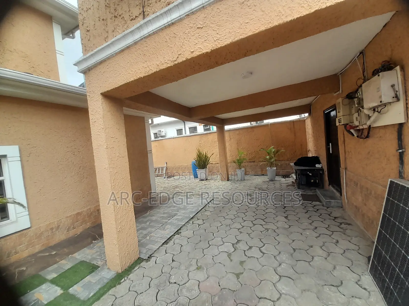 Furnished 6bdrm Duplex in Apple Junction for sale in Apple Junction