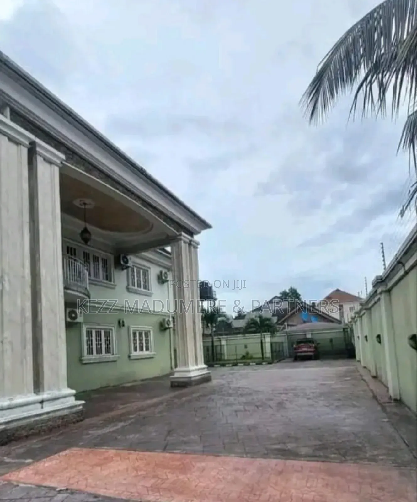 5bdrm Duplex in Off G.U Aker Road , for sale in Port-Harcourt