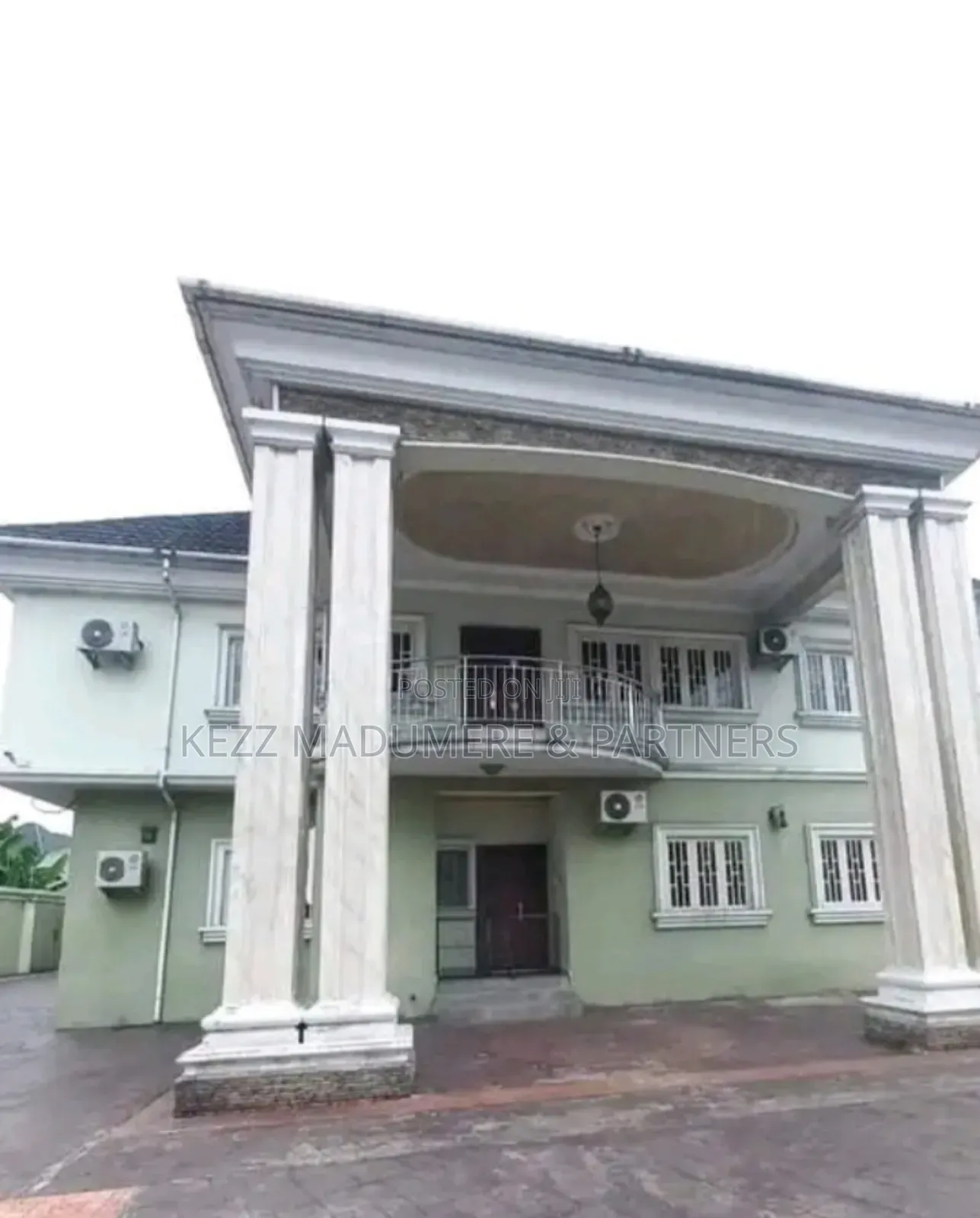 5bdrm Duplex in Off G.U Aker Road , for sale in Port-Harcourt