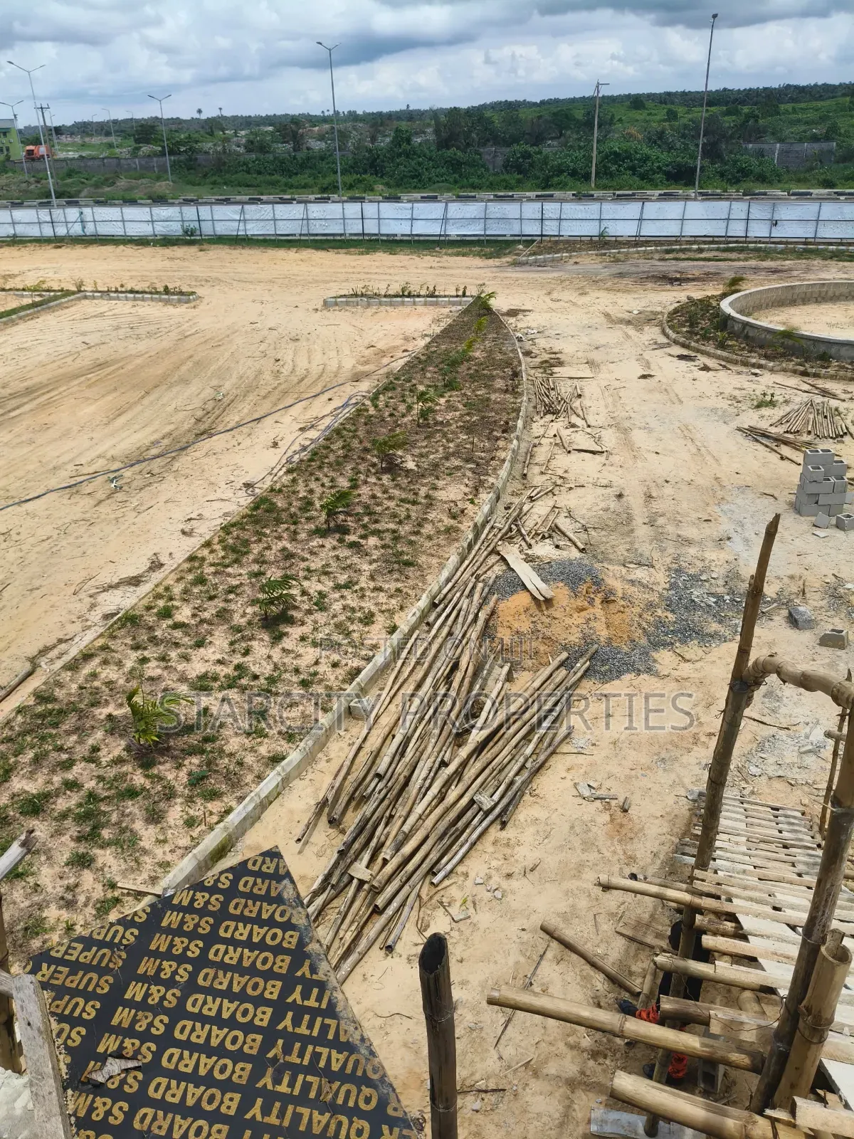 Plots of Land in Iseyin Ibadan Road Moniya Oyo State in Iseyin