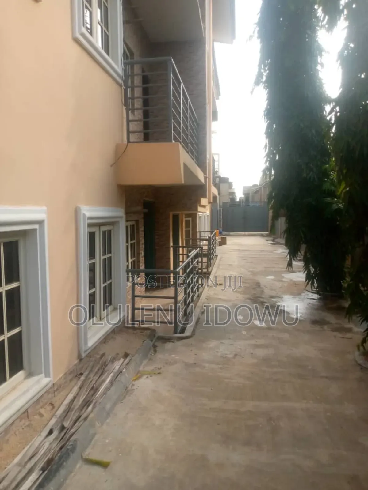 Furnished 3bdrm Block of Flats in Alimosho for sale in Alimosho
