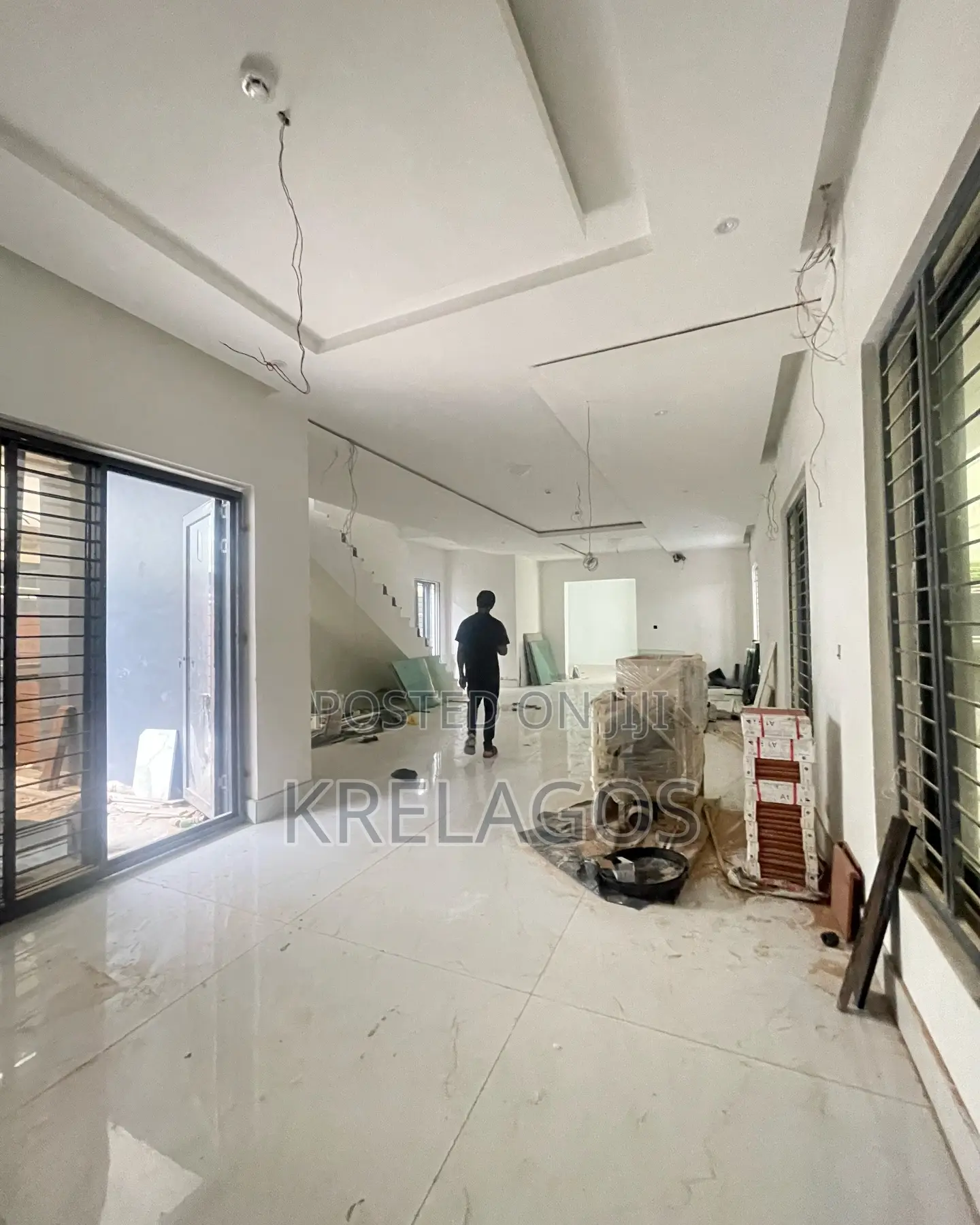 5bdrm Duplex in Lekki Phase 1 for sale in Lekki Phase 1