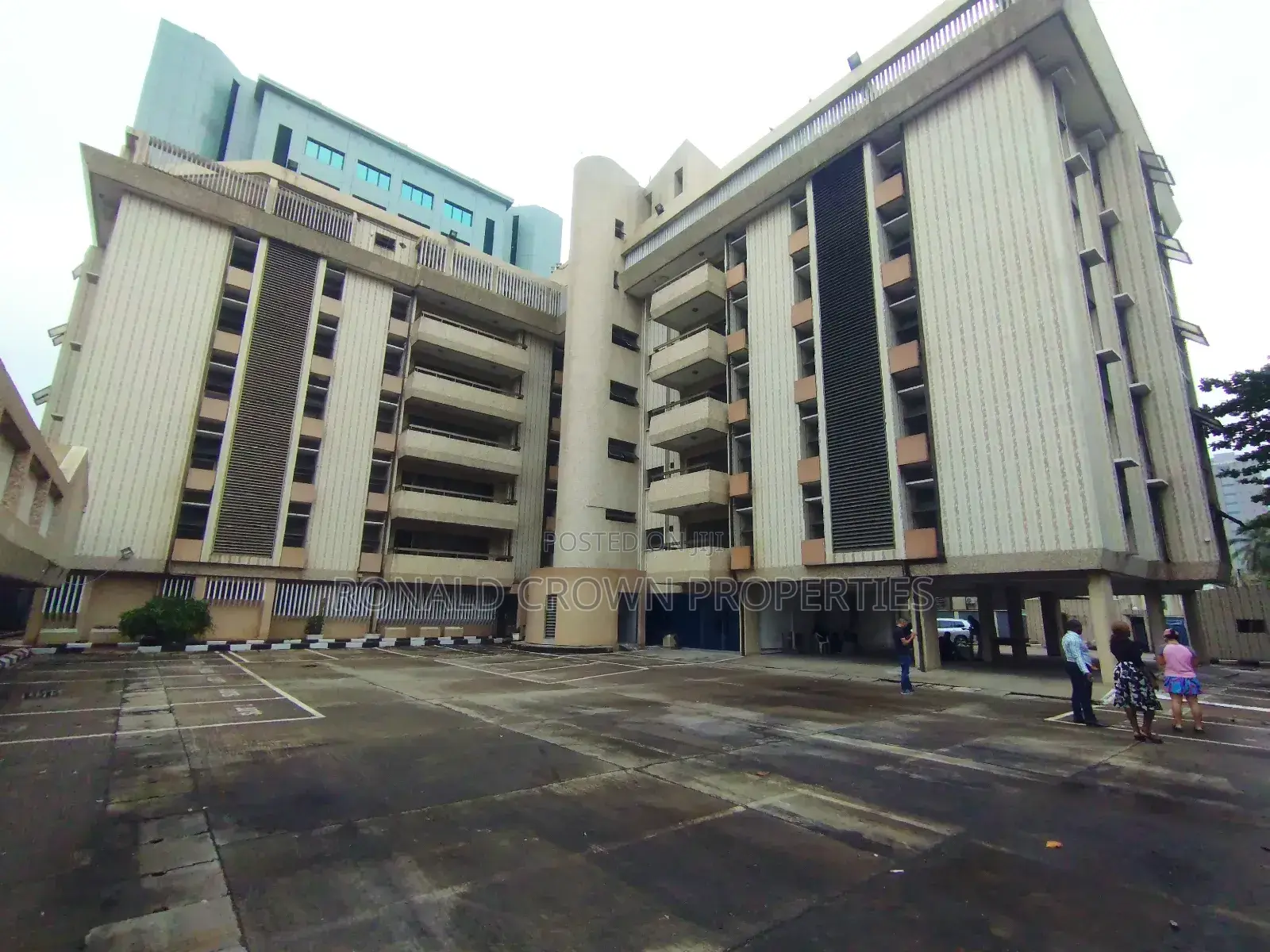 Commercial 19 Units of 3/4 Bedroom Flat at Victoria Island in Adeola Hopewell
