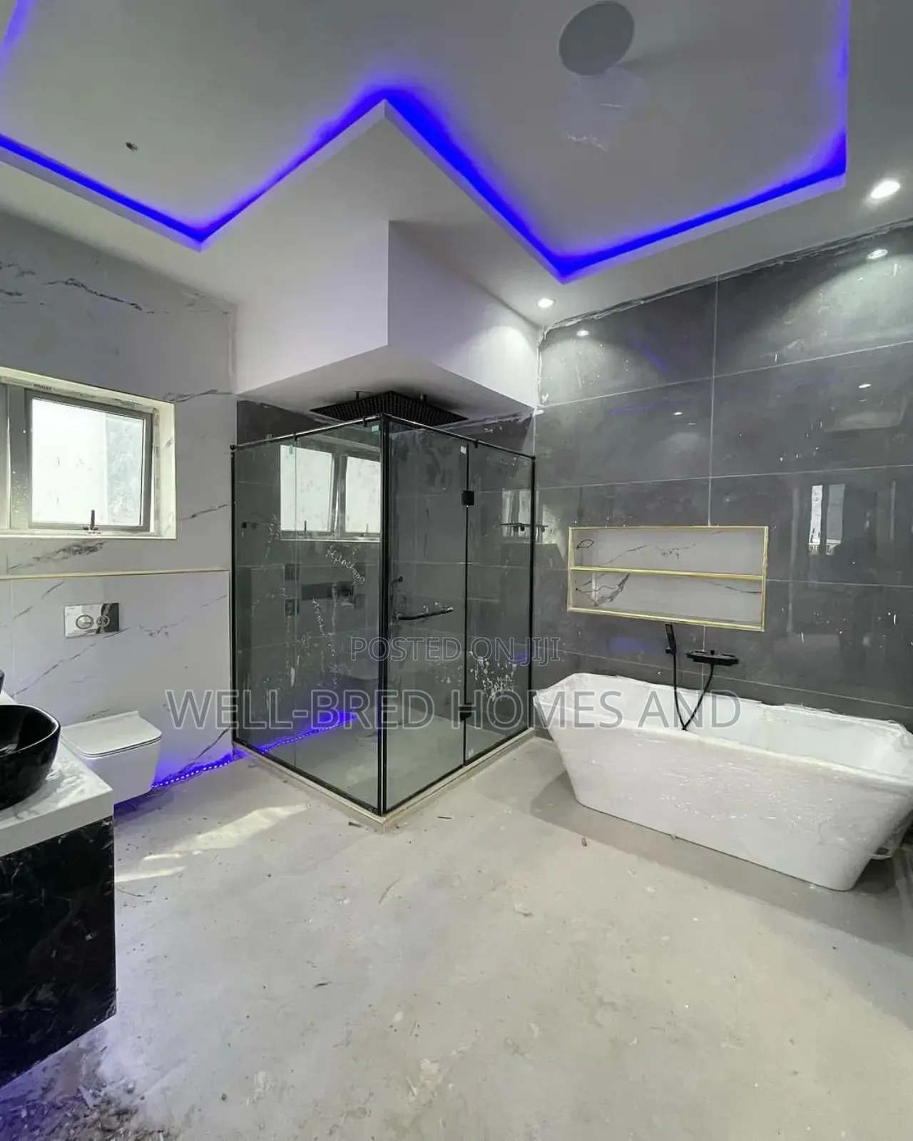 5bdrm House in Lekki Phase 1 Lagos for sale in Lekki Phase 1