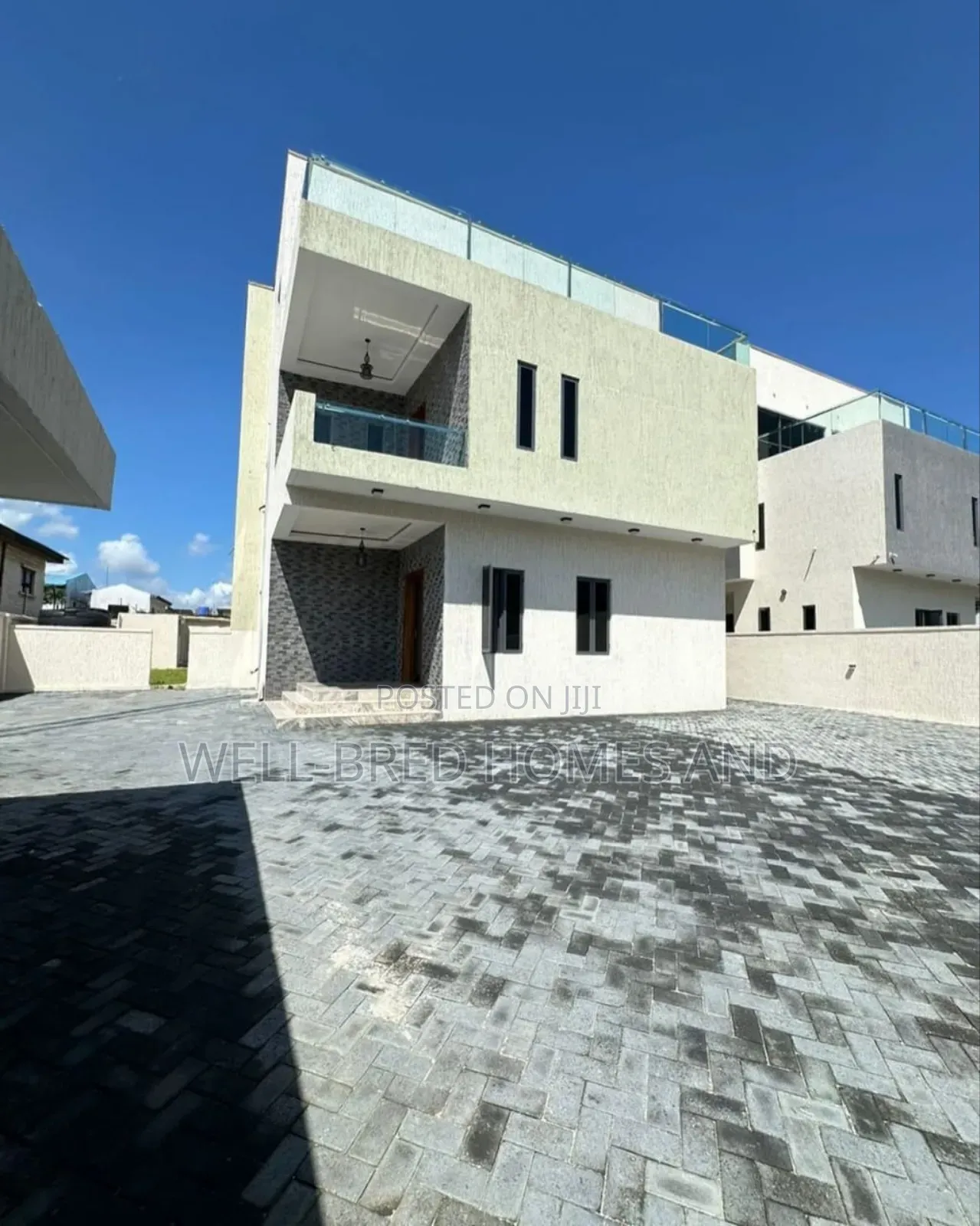 5bdrm House in Lekki Phase 1 Lagos for sale in Lekki Phase 1