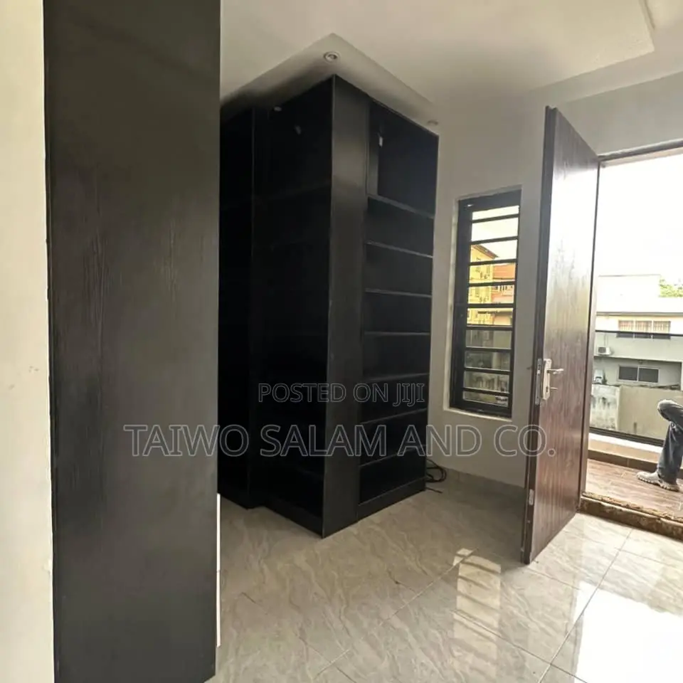4bdrm Duplex in Agodi for sale in Agodi