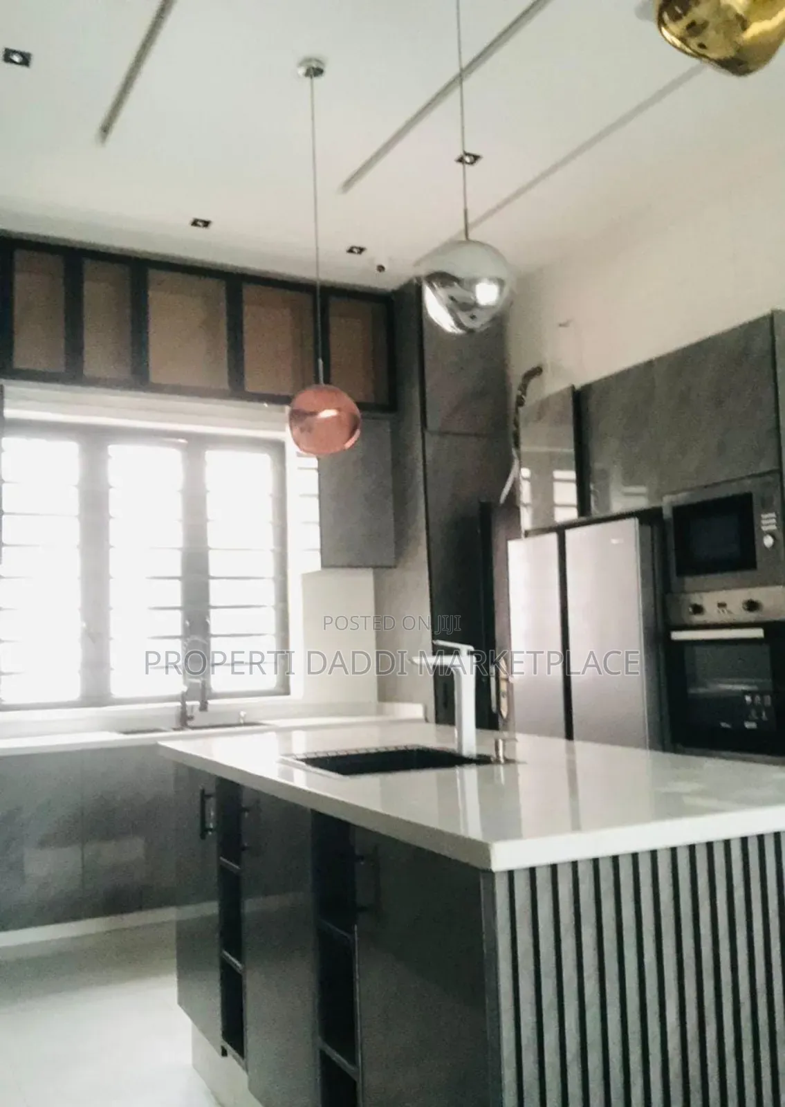 7bdrm Duplex in Megamond Estate, Lekki for sale in Lekki