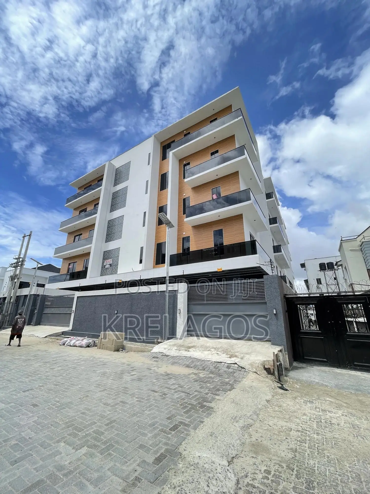 3bdrm Apartment in Lekki for sale in Lekki