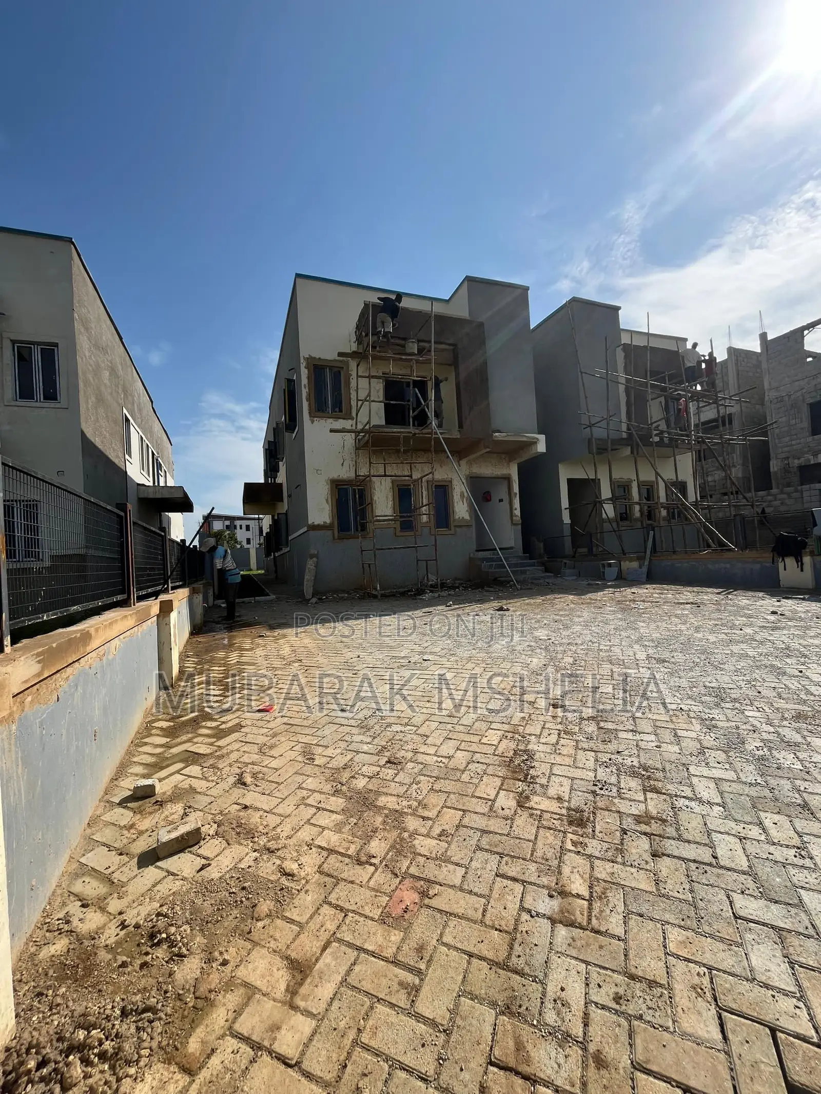 4bdrm Duplex in Life Camp for sale in Life Camp