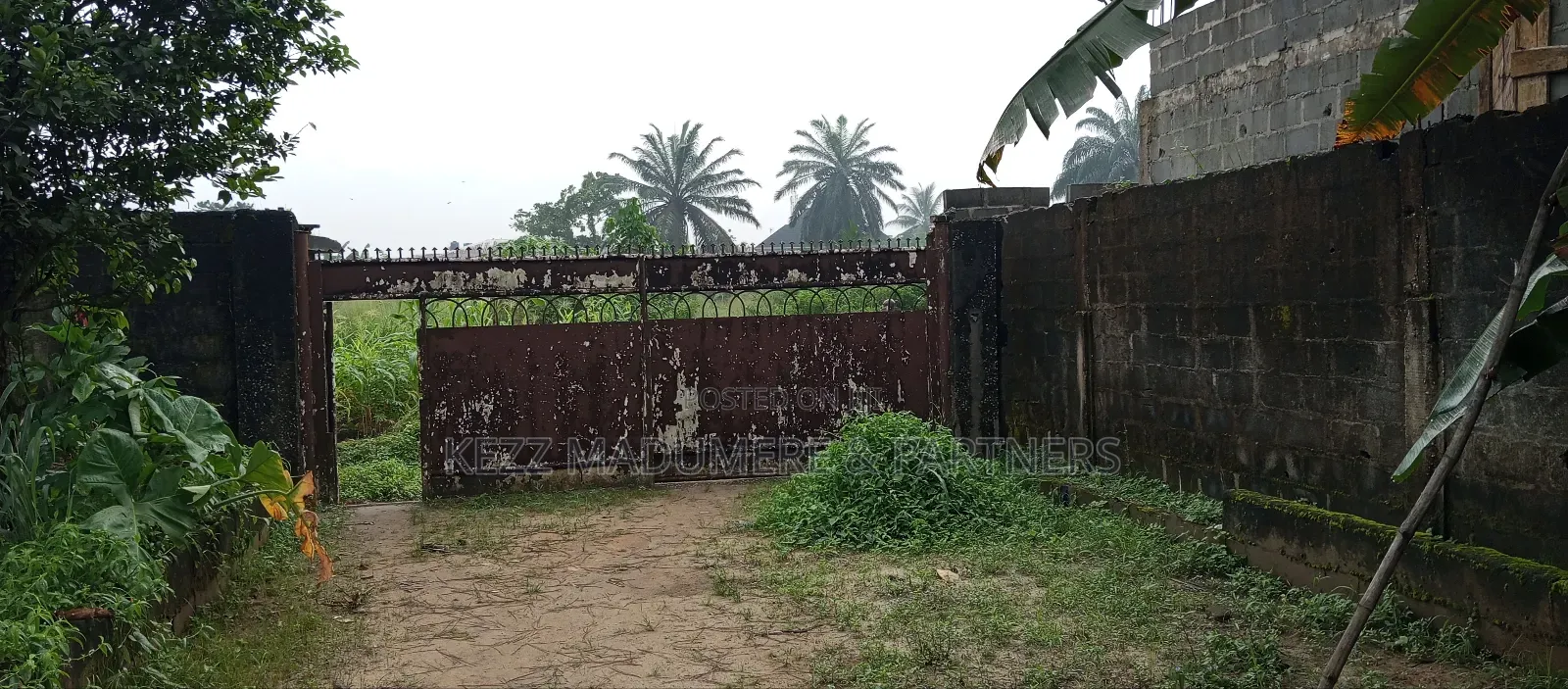 For Sale: Fenced and Gated Cofo 15 Plots at Rumuigbo in Port-Harcourt