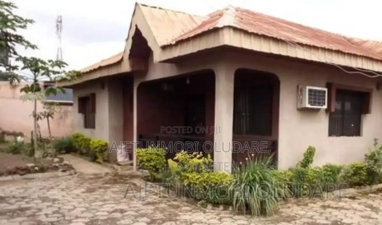3bdrm Block of Flats in Olaitan Bayo Street for sale in Ado Ekiti