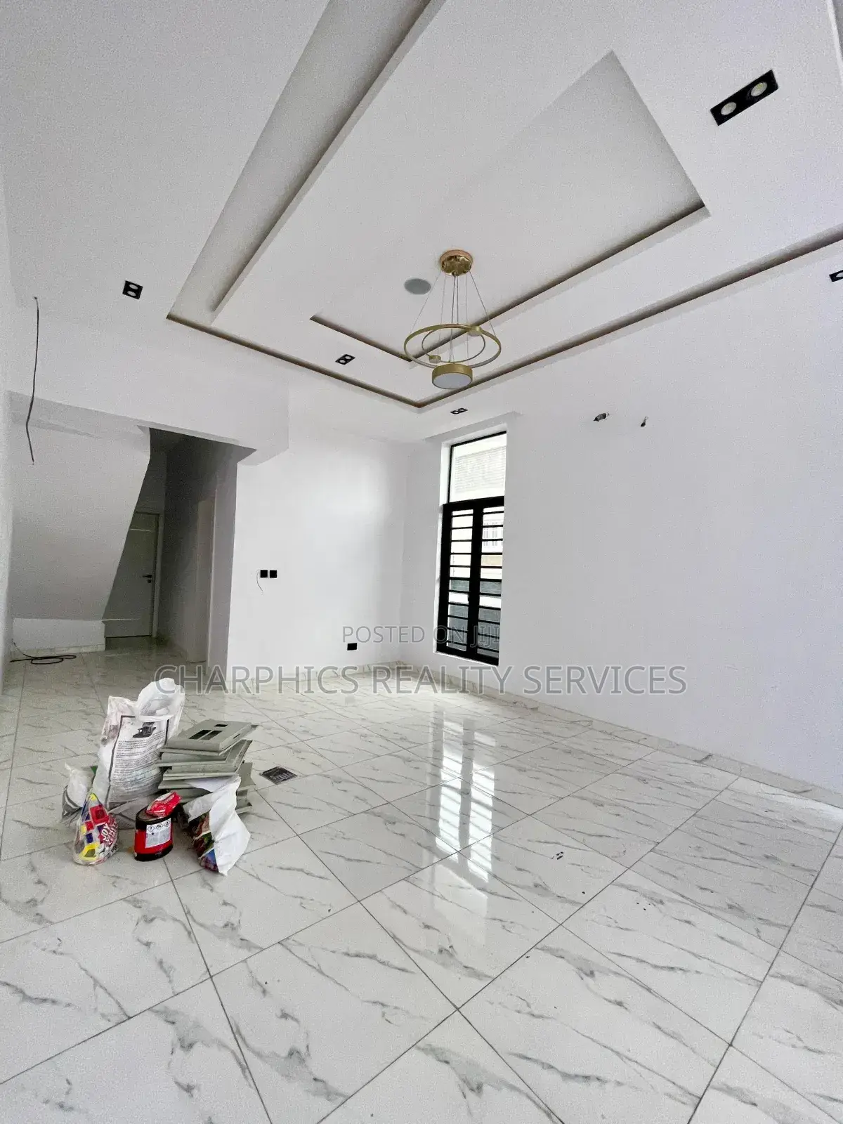 4bdrm Duplex in Ikota for sale in Ikota