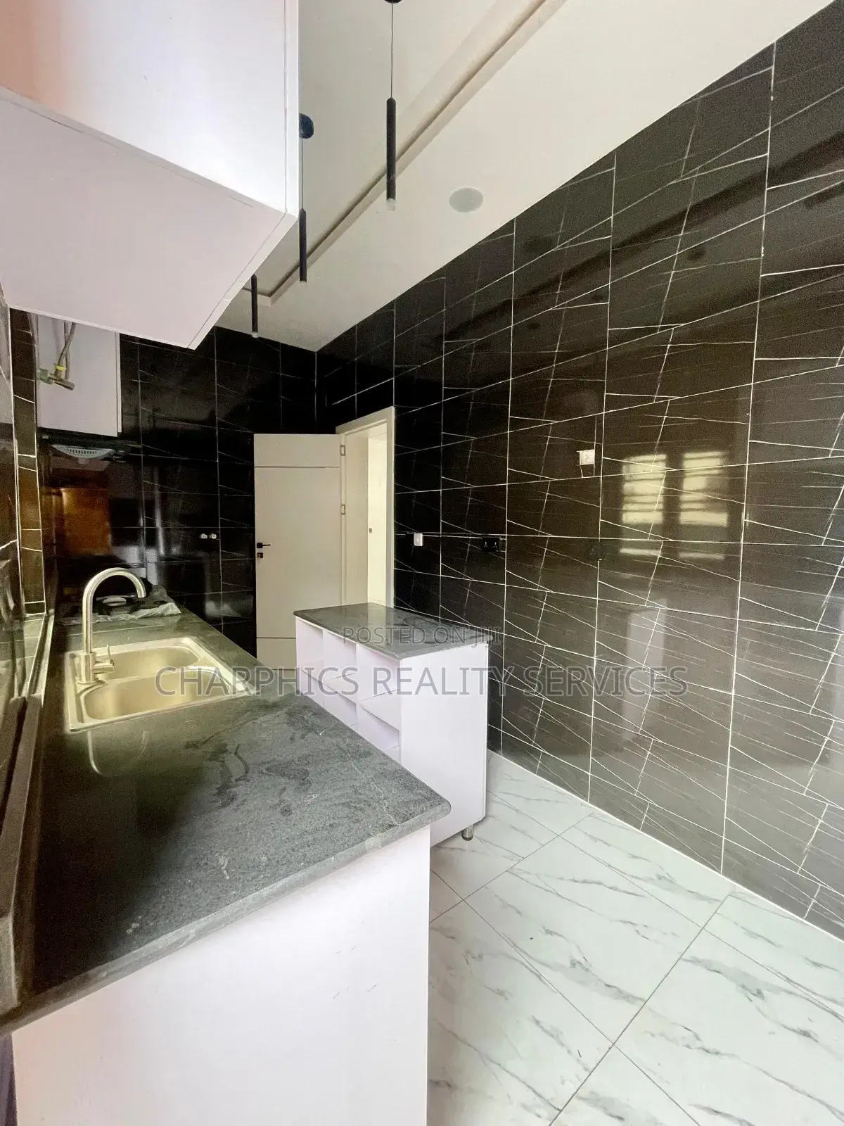 4bdrm Duplex in Ikota for sale in Ikota