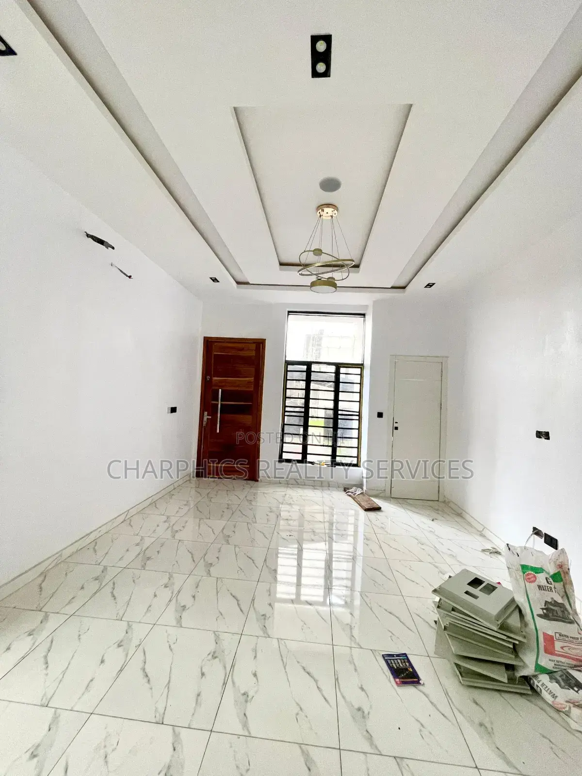 4bdrm Duplex in Ikota for sale in Ikota