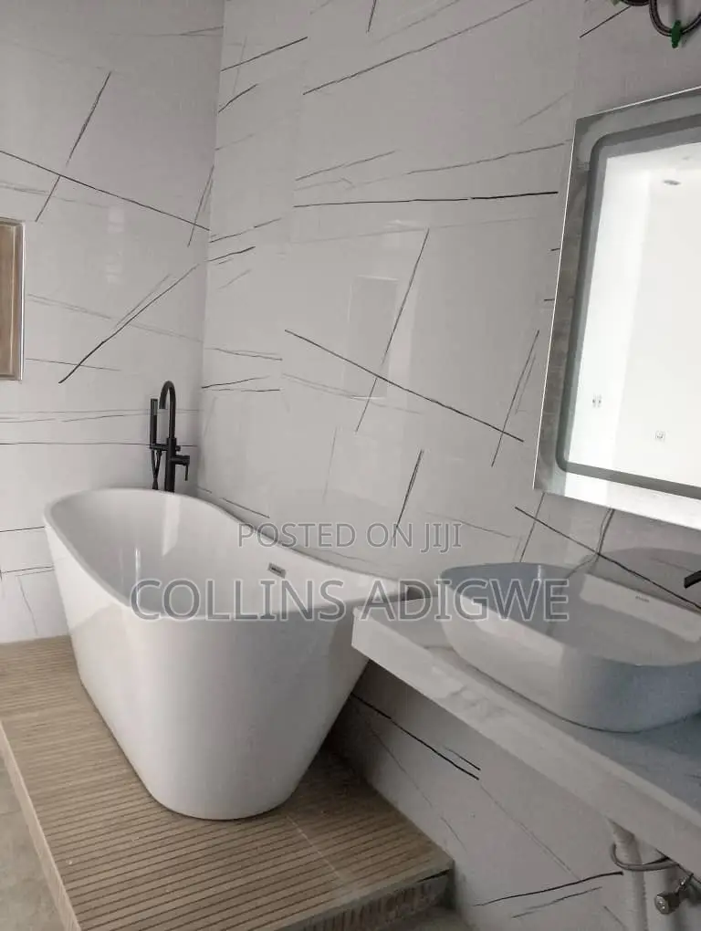 4bdrm Duplex in Main Chevron 2 for sale in Chevron