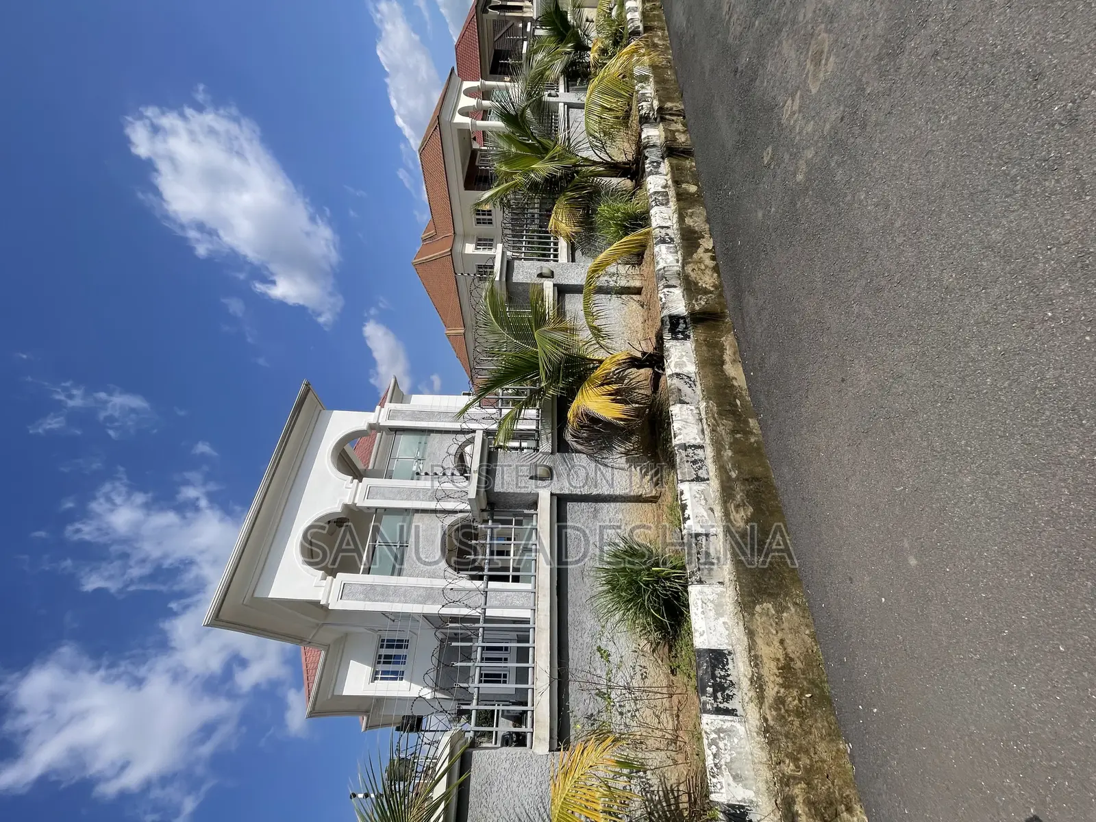 4bdrm Duplex in Gwarimpa Extension, Gwarinpa for sale in Gwarinpa