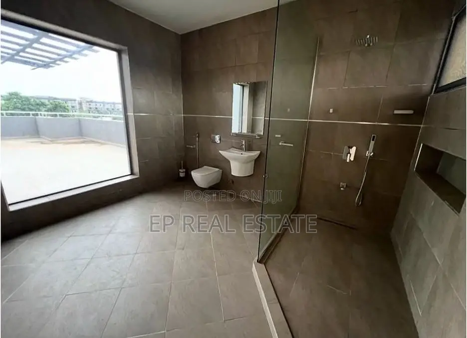 5bdrm Duplex in Wuye for sale in Wuye