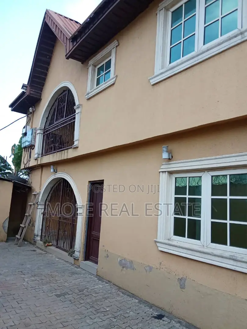 Functional Hotel 10 Rooms Liasu Rd Ikotun Egbe in Egbe / Ikotun/Igando