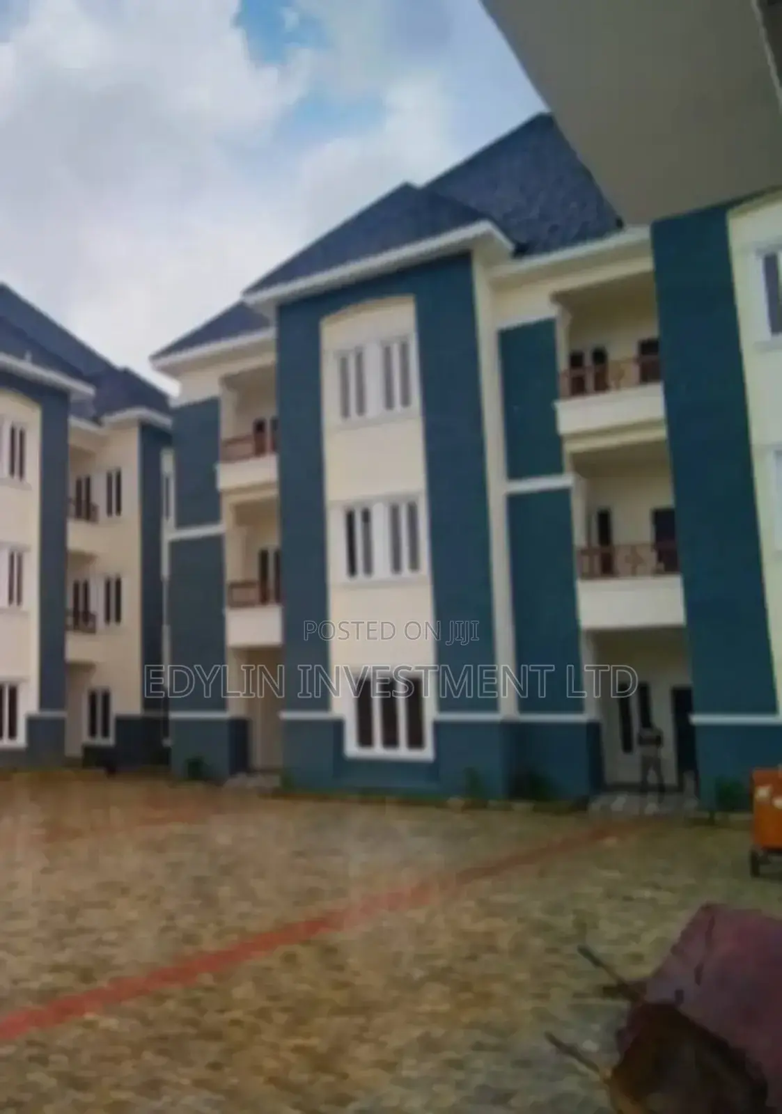 4bdrm Duplex in Durumi for sale in Durumi