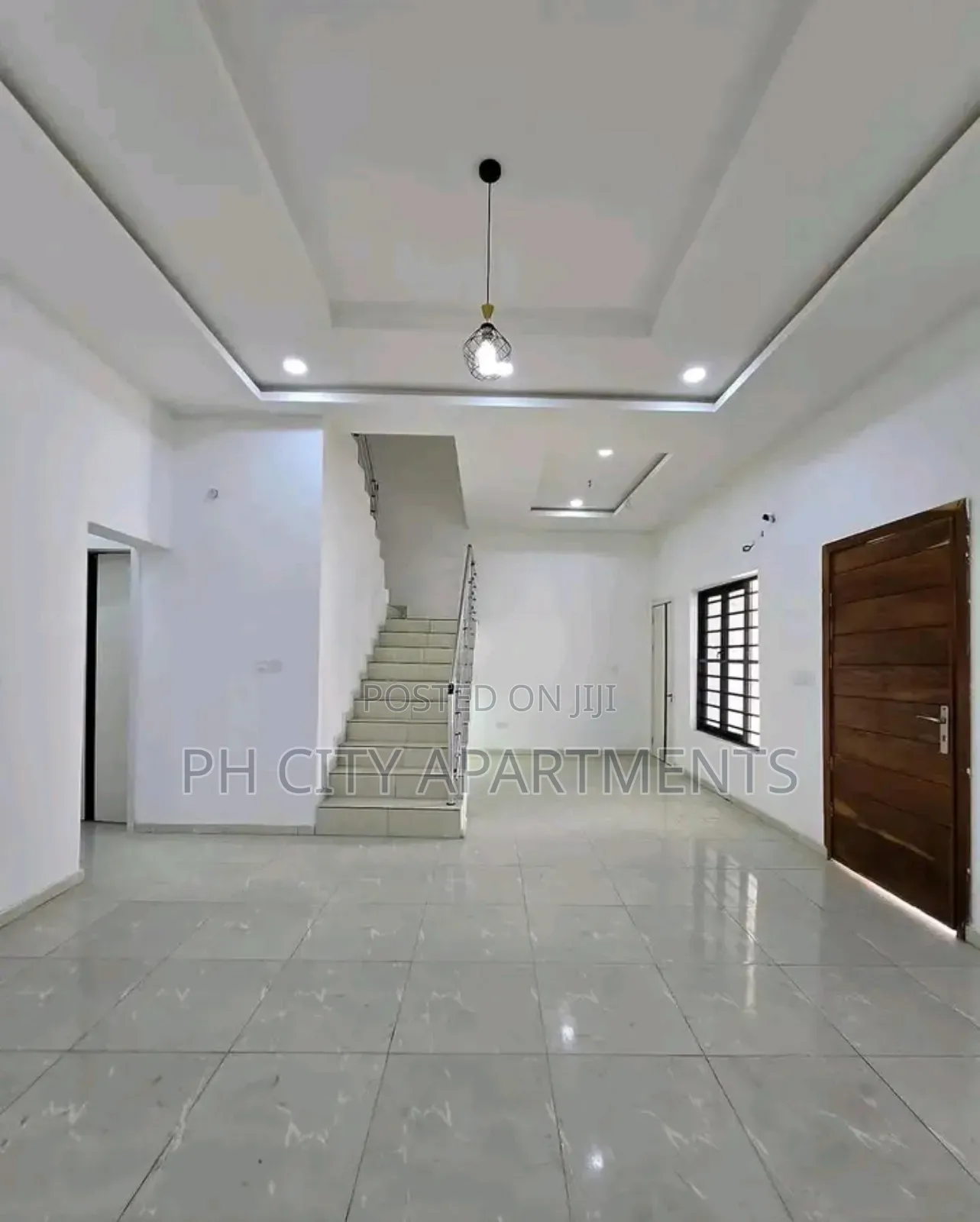 5bdrm Duplex in Eliozu for sale in Eliozu