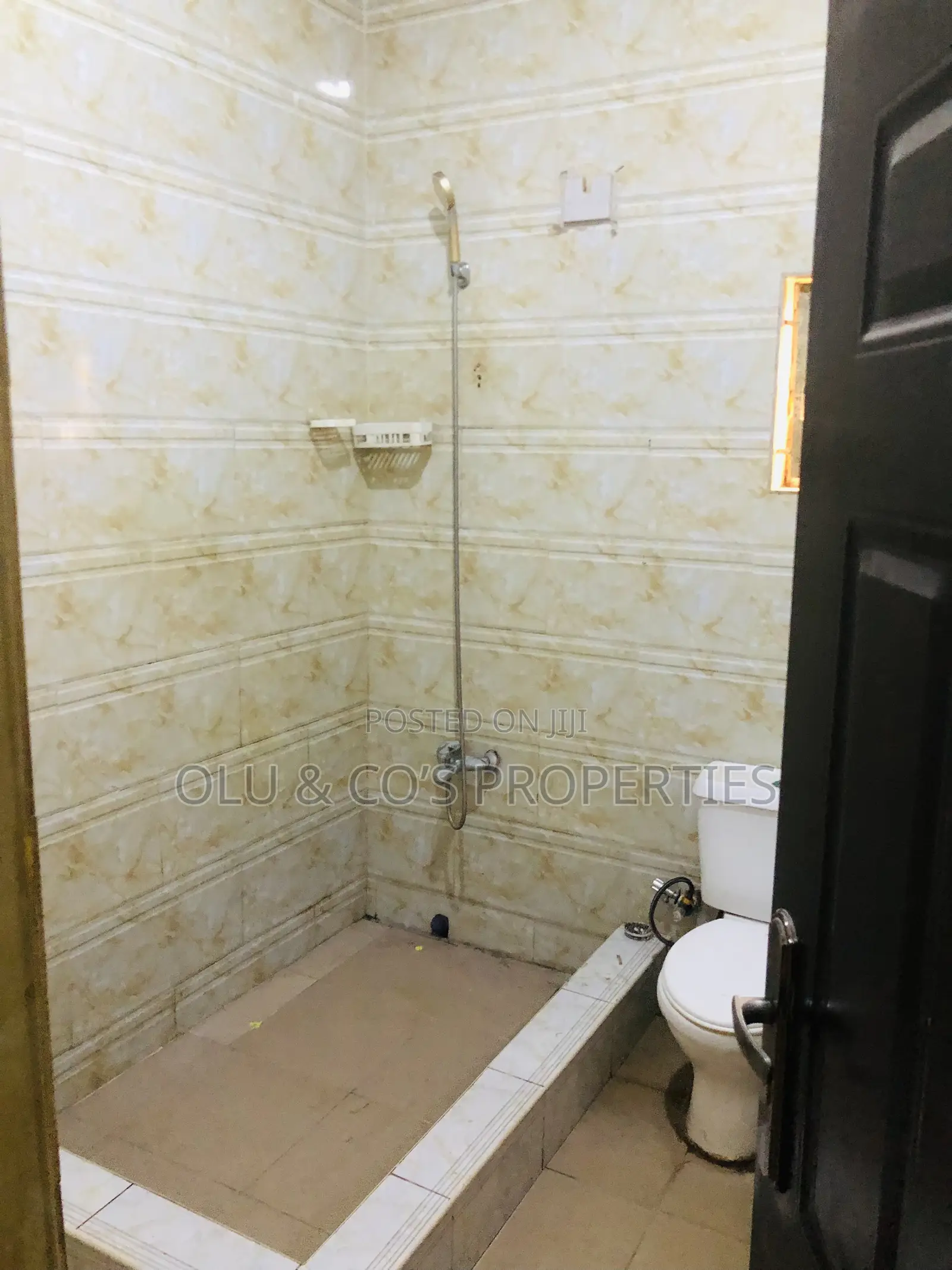 2bdrm Block of Flats in Behind Vio, Mabushi for rent in Mabushi