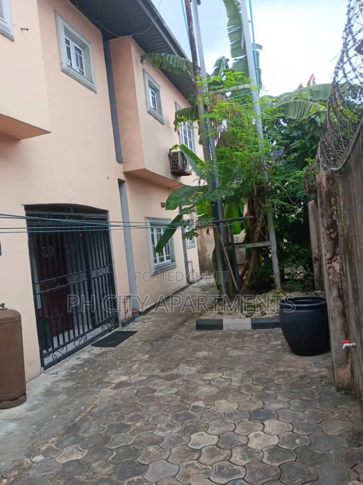 5bdrm Duplex in GRA Phase 1 / Port-Harcourt for sale in GRA Phase 1 / Port-Harcourt