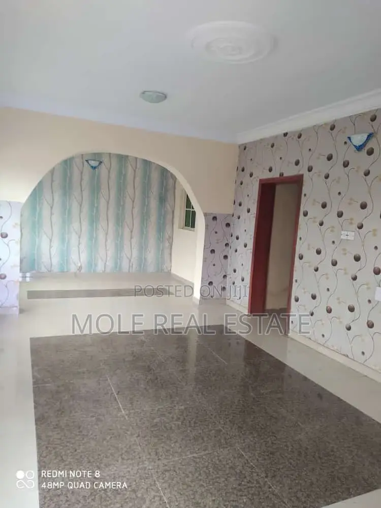 4bdrm Duplex in Ikota Gra for sale in Ikota