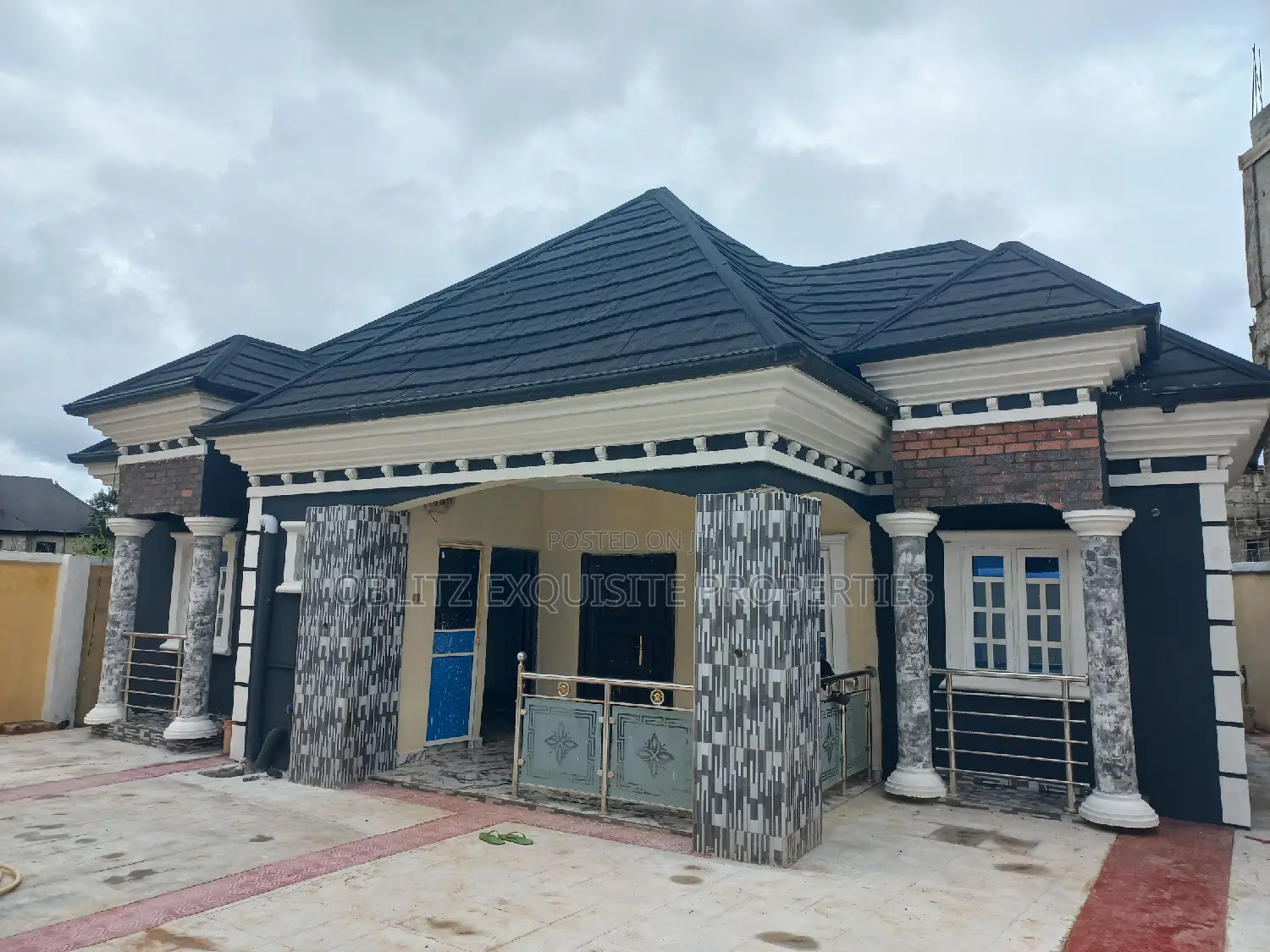 4bdrm Bungalow in Owerri for sale in Owerri