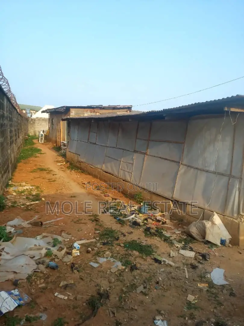 4bdrm Duplex in Ikota Gra for sale in Ikota