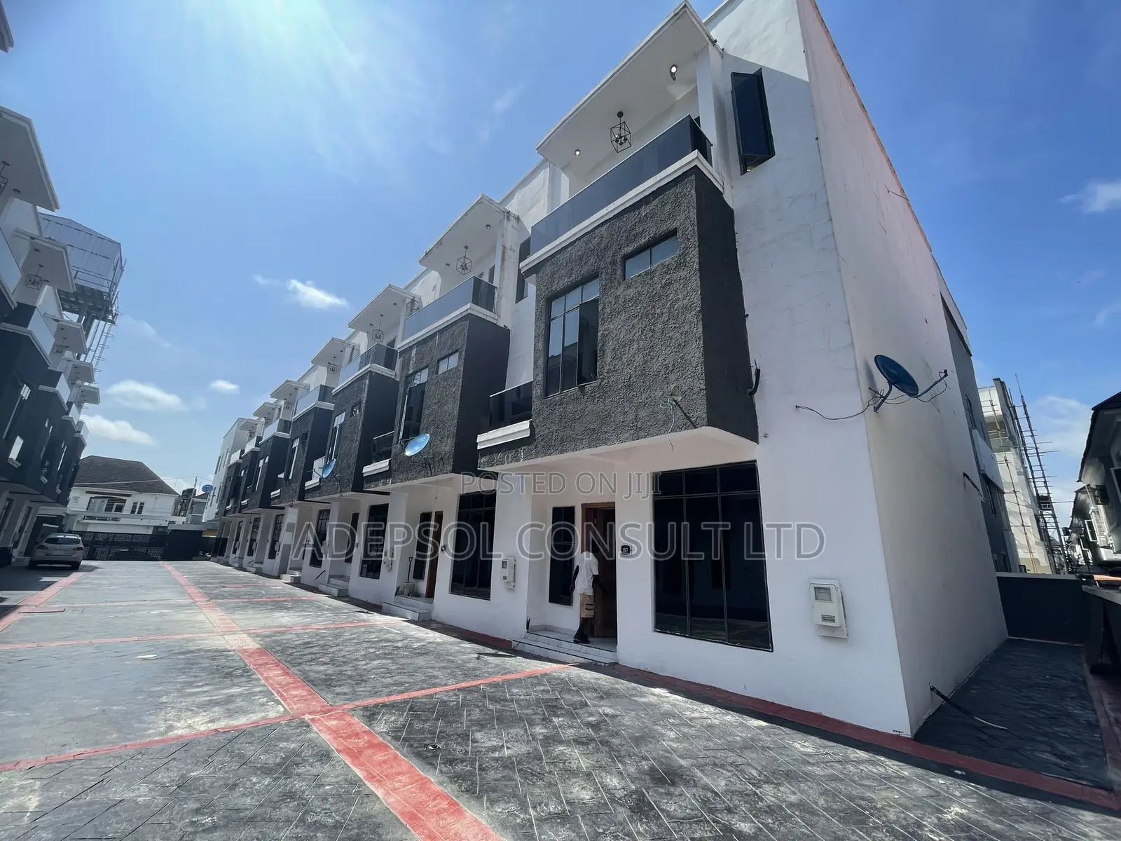 4bdrm Townhouse Terrace in Secure Estate on for Sale in Chevron