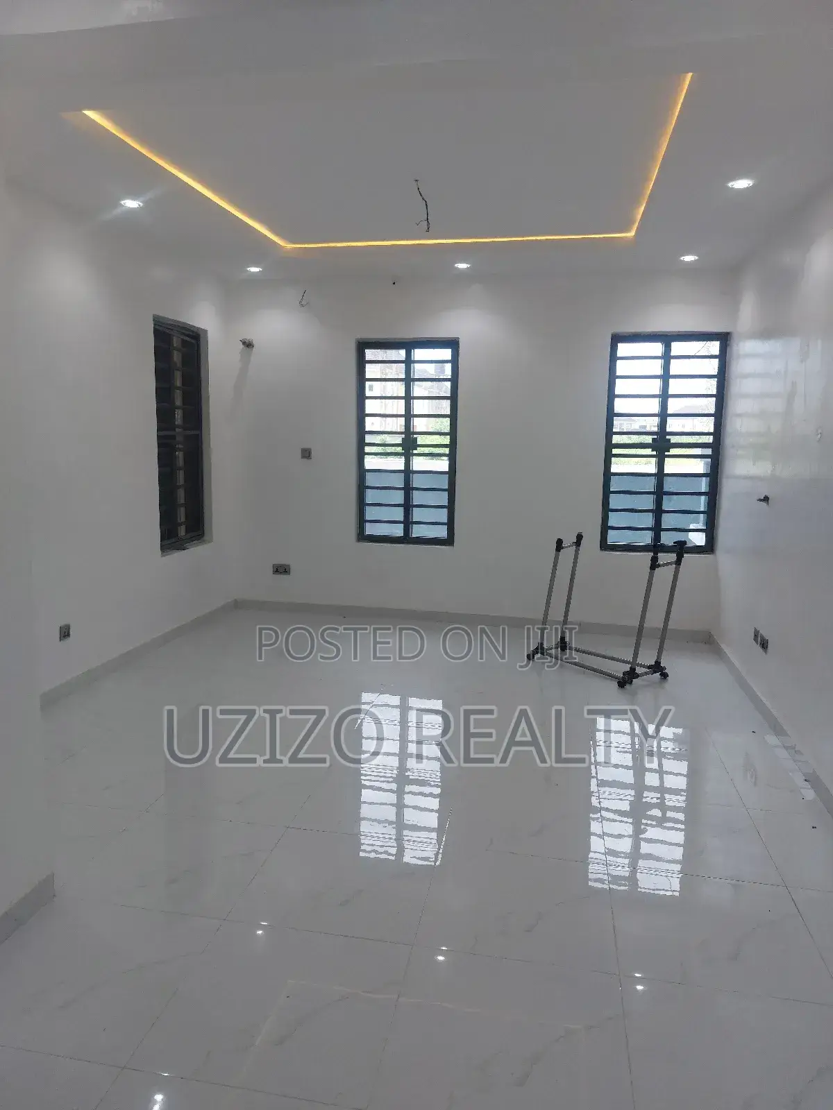 4bdrm Duplex in Beachwood Estate, Off Lekki-Epe Expressway for sale in Off Lekki-Epe Expressway