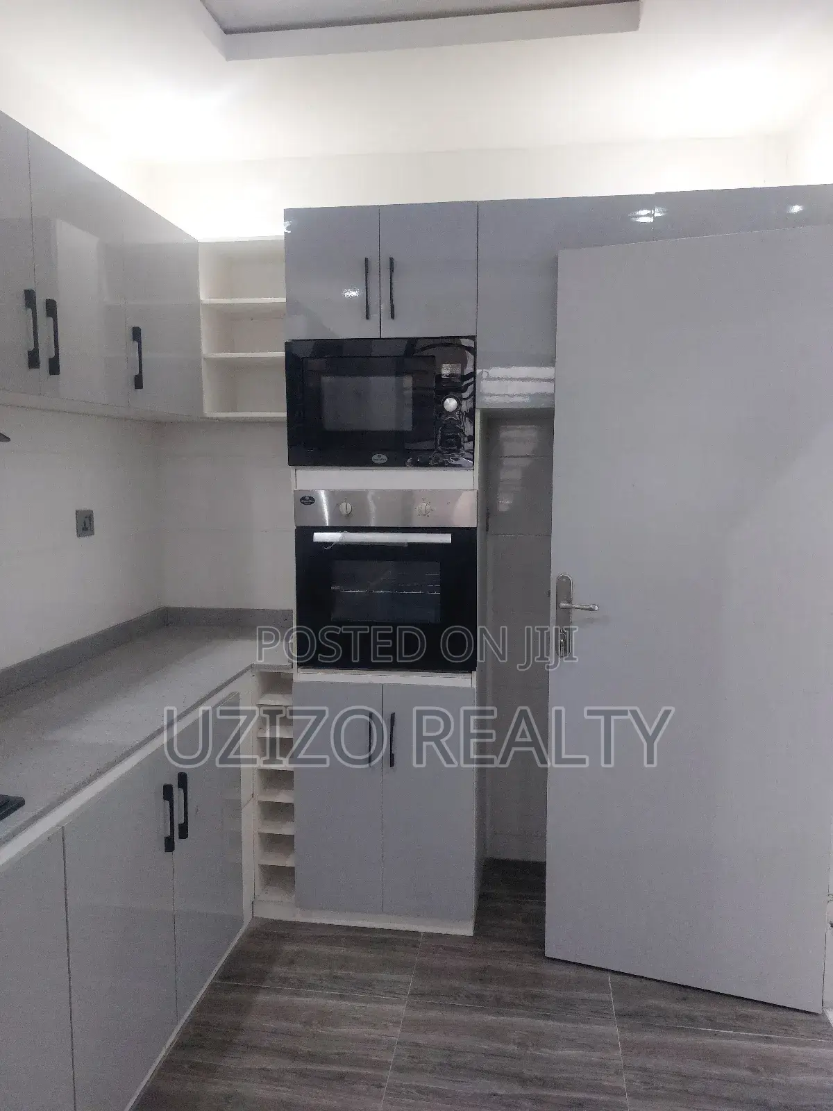 4bdrm Duplex in Beachwood Estate, Off Lekki-Epe Expressway for sale in Off Lekki-Epe Expressway
