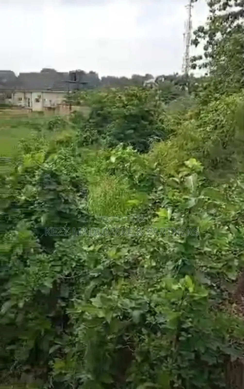 For Sale: 10 Plots Between New MKT and Sars Office , Enugu in Enugu