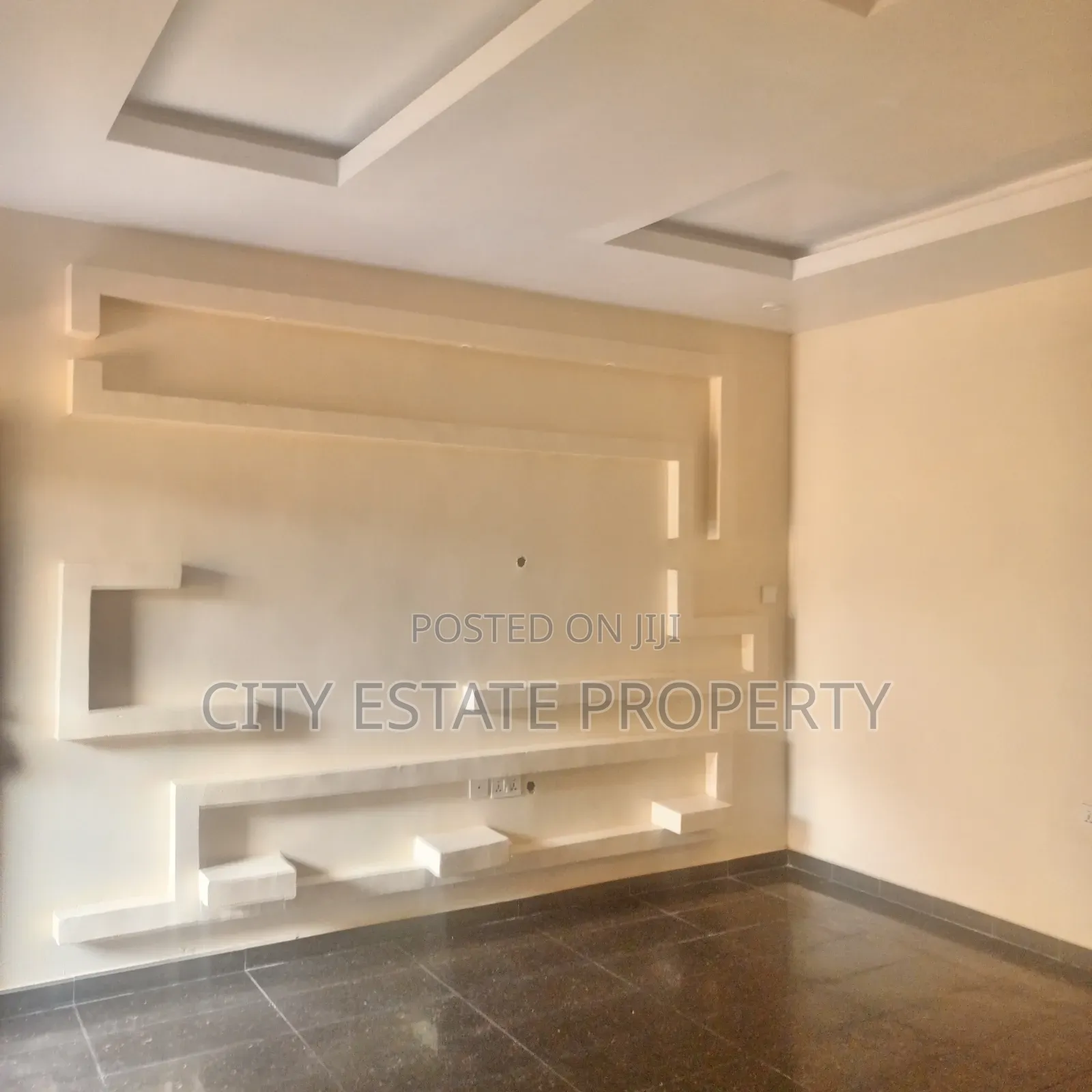 Furnished 2bdrm Block of Flats in Freedom Estate, Port-Harcourt in Port-Harcourt