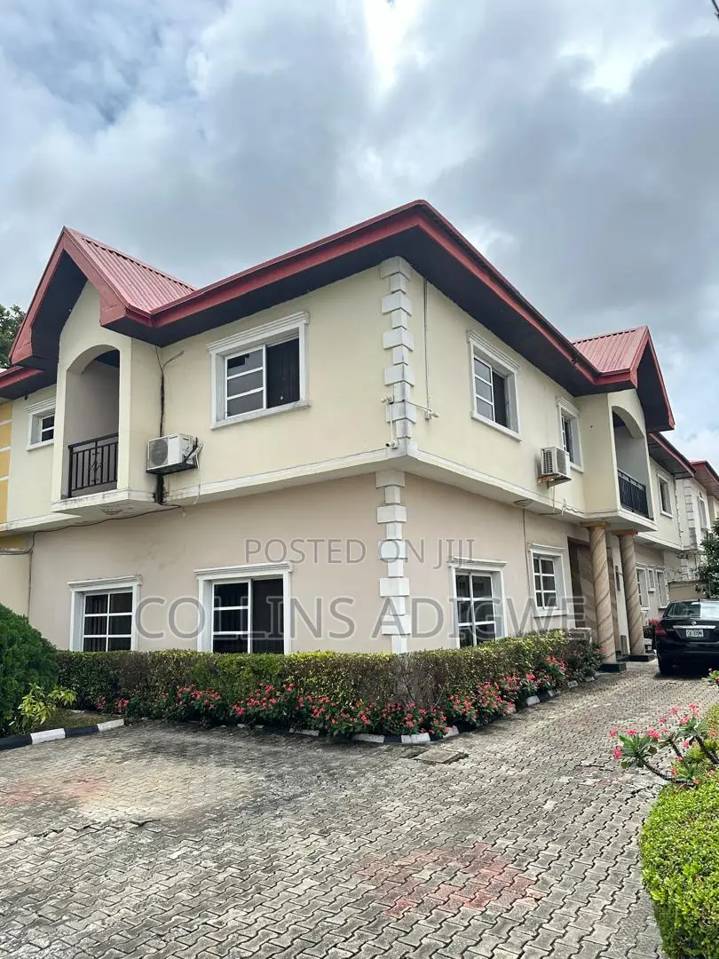 4bdrm Duplex in Victoria Garden for sale in VGC / Ajah