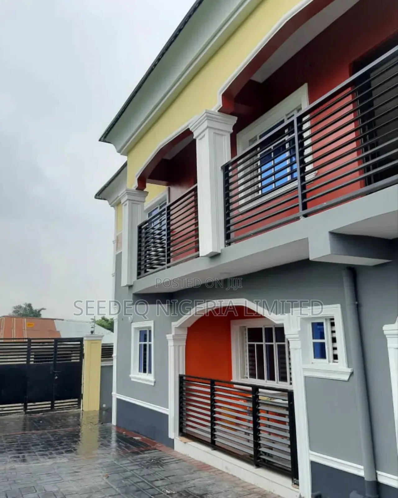 Furnished 8bdrm Block of Flats in Community, Igbogbo for sale in Igbogbo