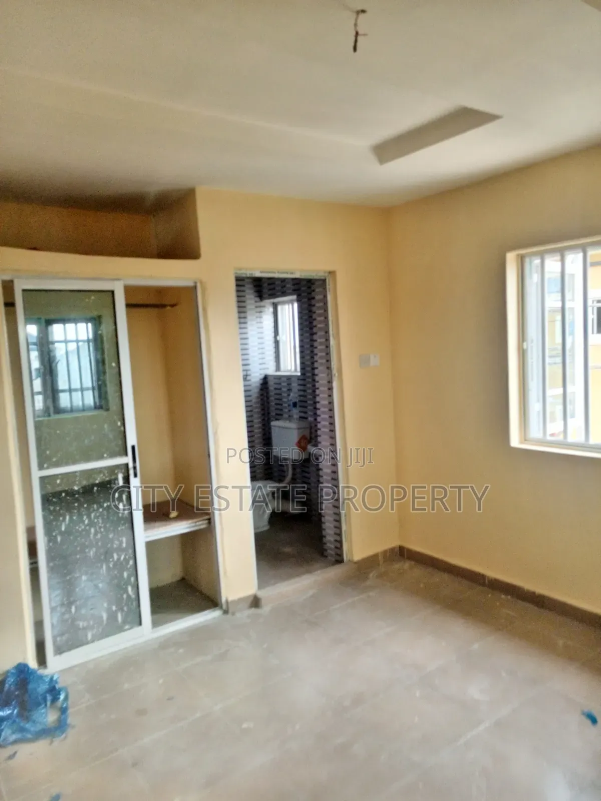 Furnished 1bdrm Block of Flats in 2Nd Market Estate, Port-Harcourt in Port-Harcourt