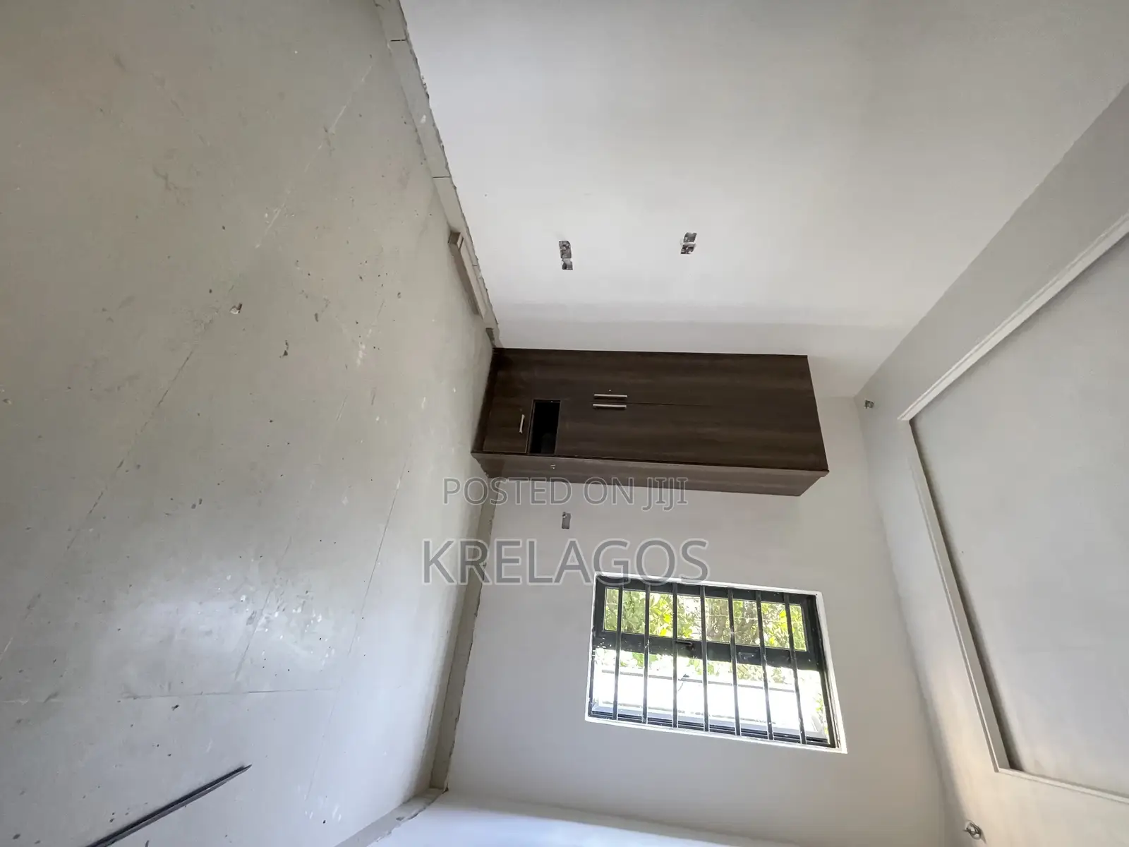 5bdrm Duplex in Ologolo for sale in Ologolo