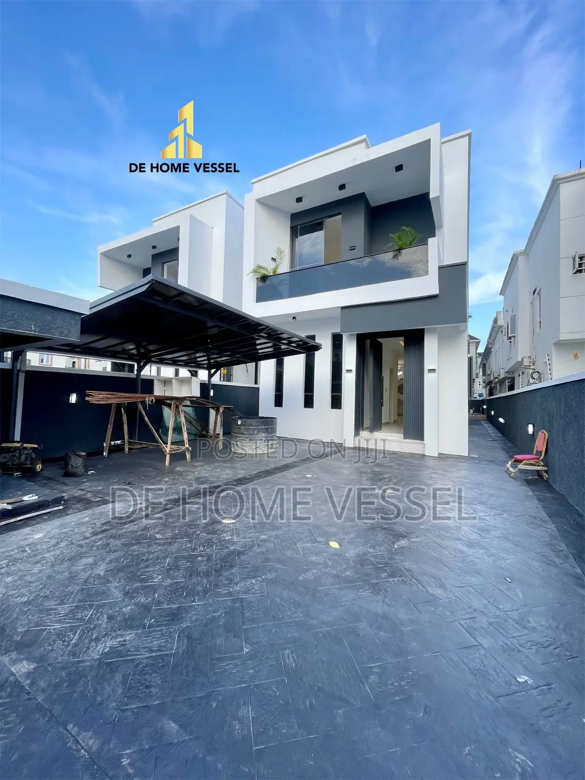 5bdrm Duplex in Osapa london for sale in Osapa london