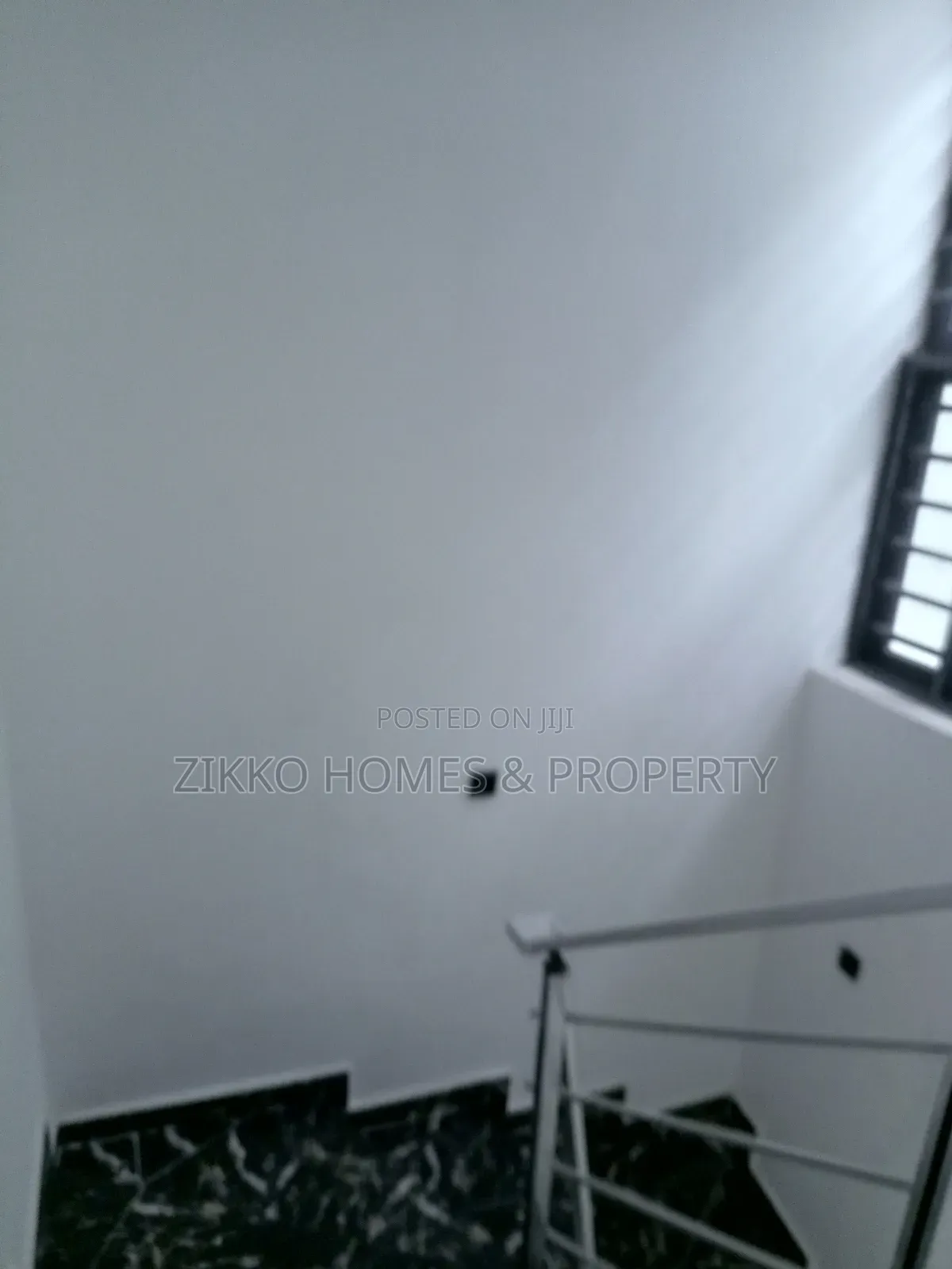 4bdrm Duplex in Ikota for sale in Ikota