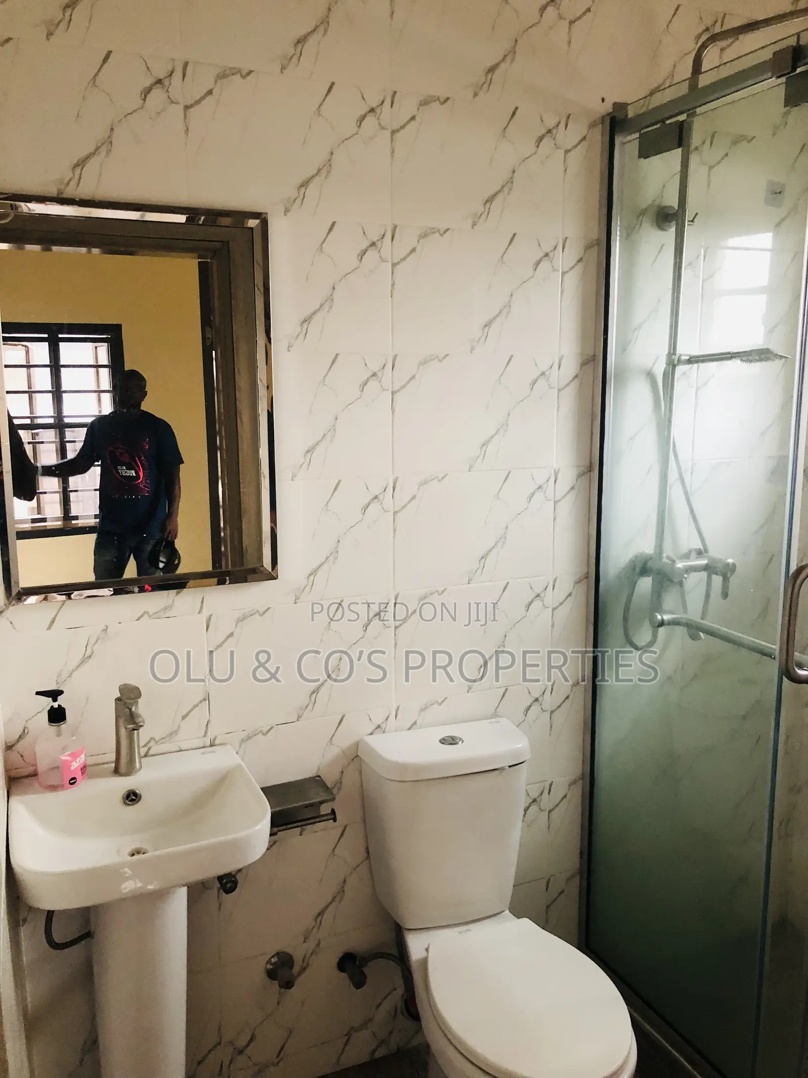 1bdrm Block of Flats in Nut District for rent in Lugbe District