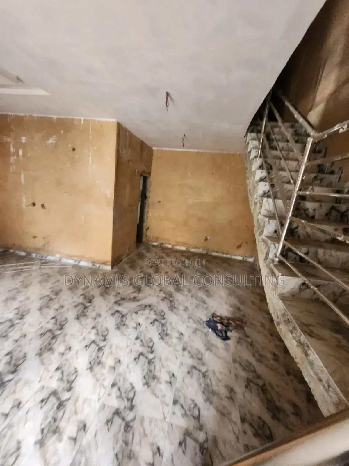 4bdrm Townhouse/Terrace in Magodo Phase 2 Gra for Sale in GRA Phase 2 Shangisha