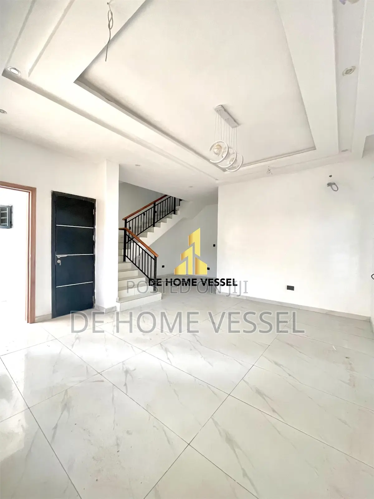 4bdrm Duplex in Ikota for sale in Ikota