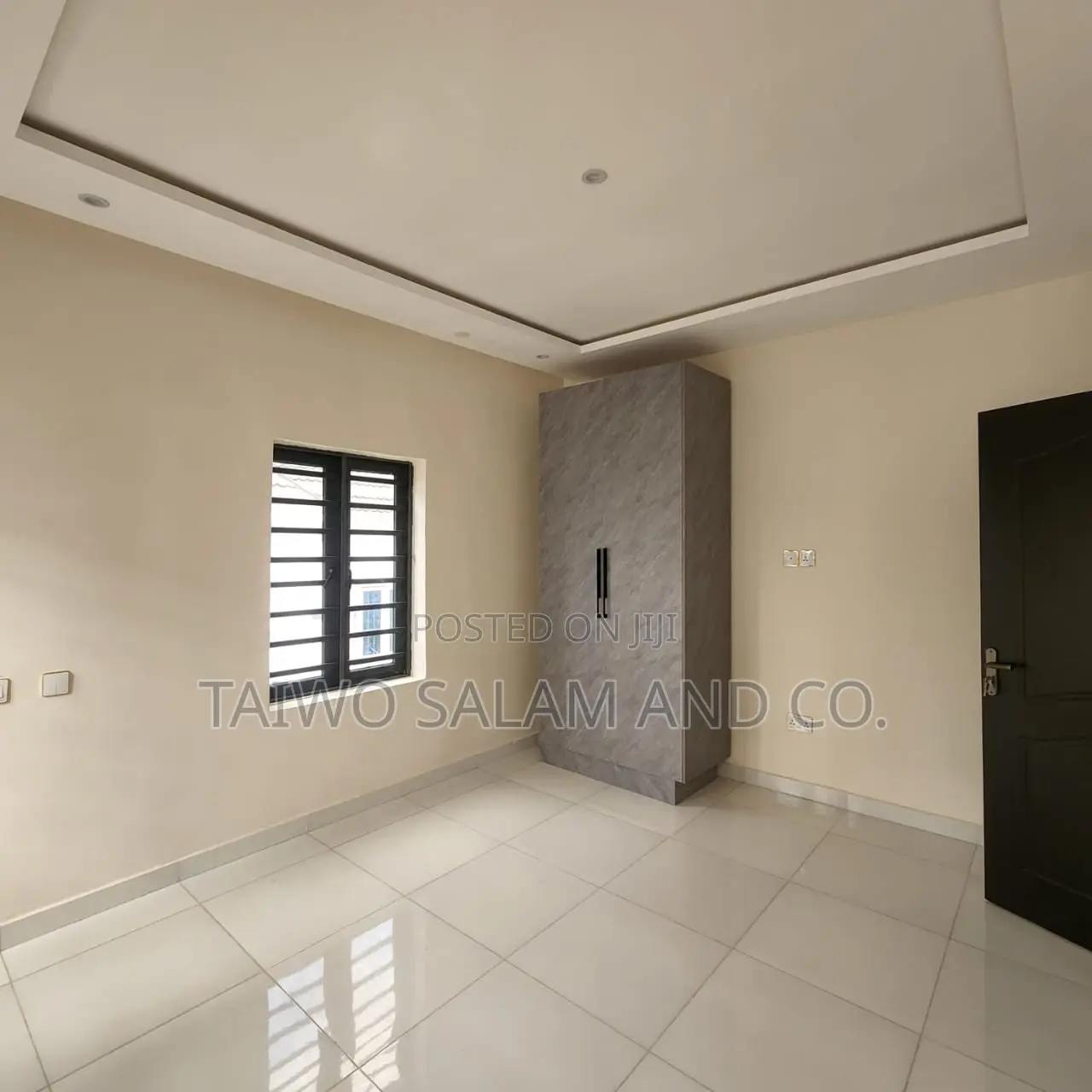 4bdrm Duplex in Oluyole Estate for sale in Oluyole Estate