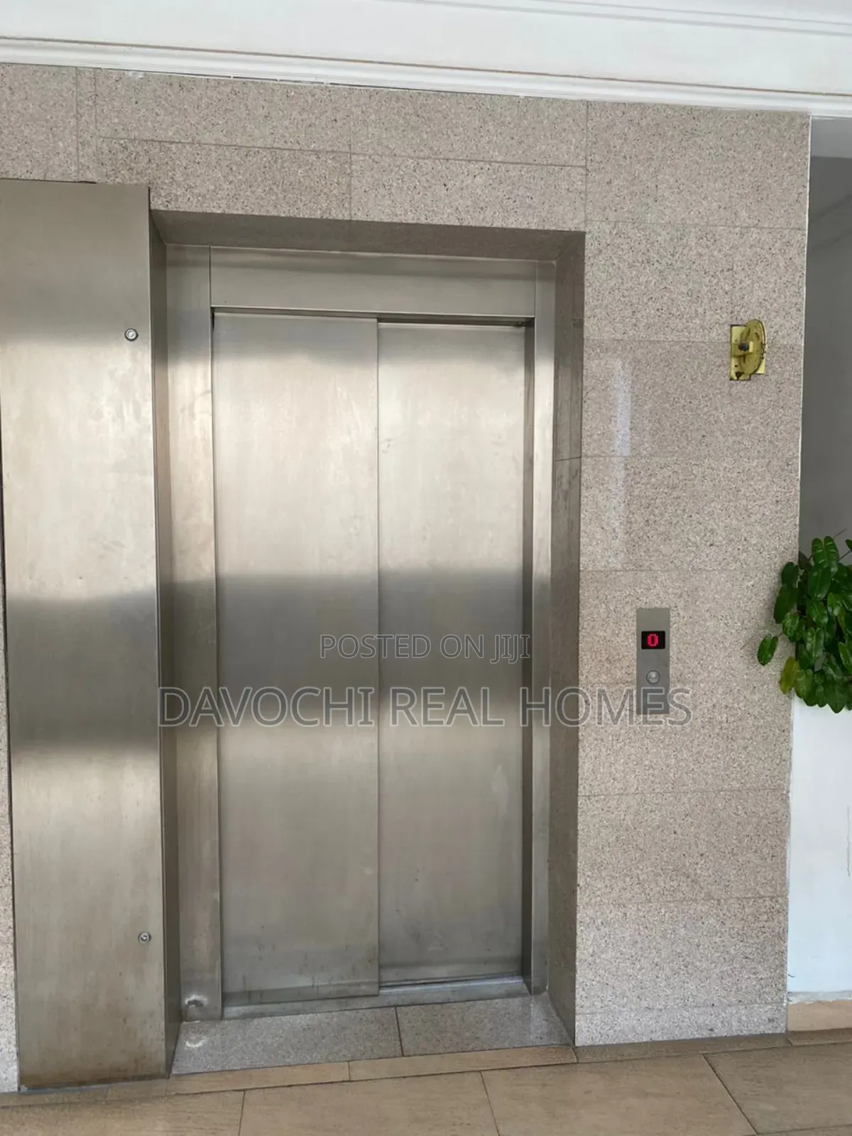 3bdrm Apartment in Jankode Osapa London, Lekki for rent in Lekki