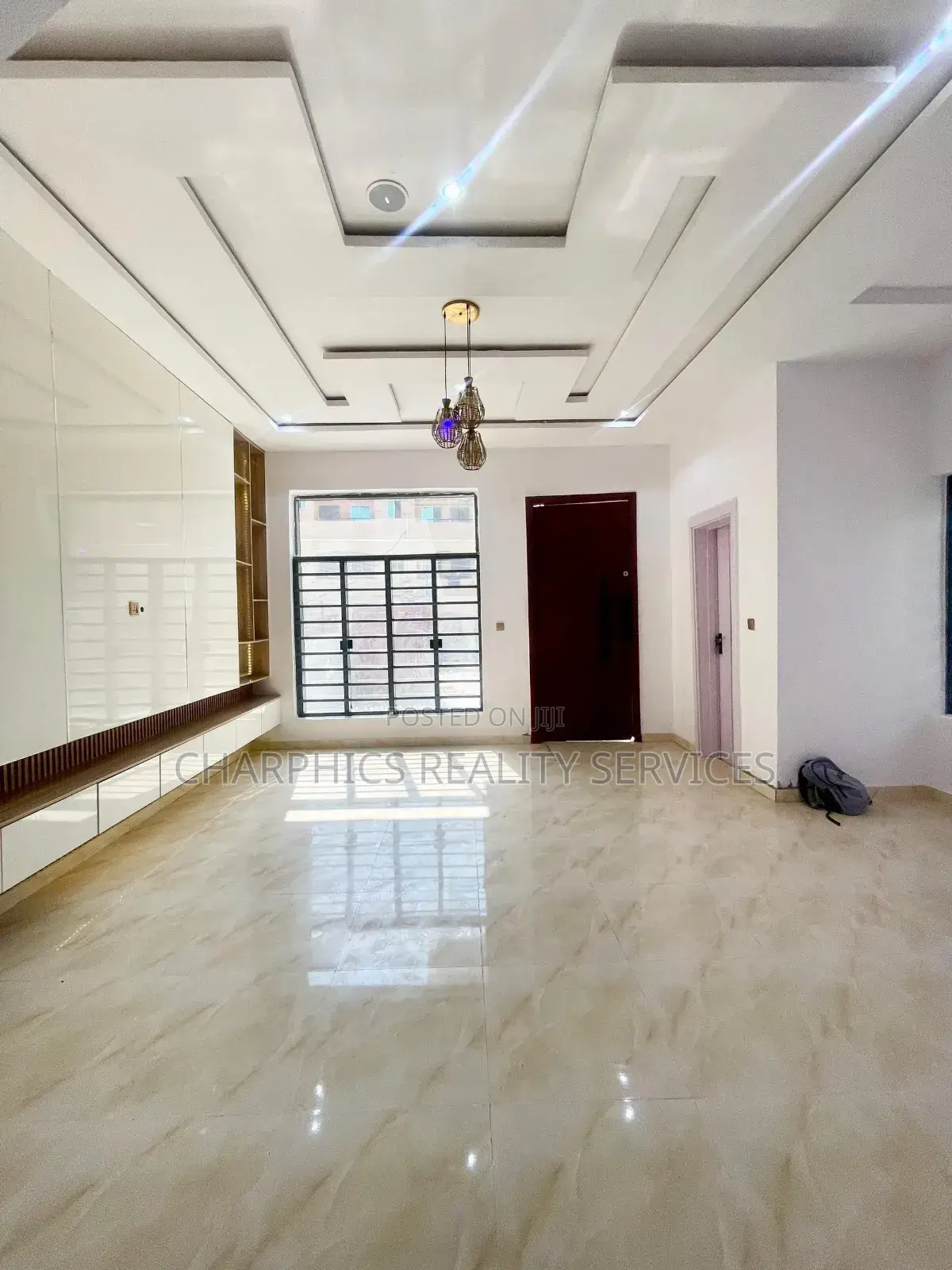 4bdrm Duplex in Ikota for sale in Ikota