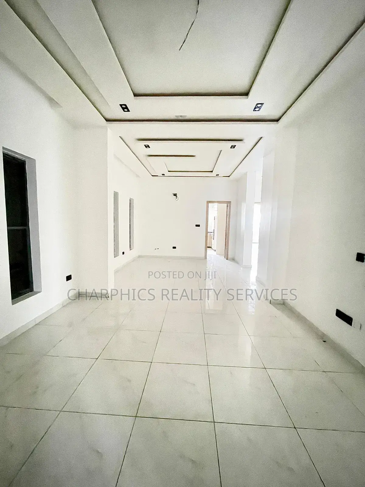 3bdrm Apartment in Ikate for sale in Ikate