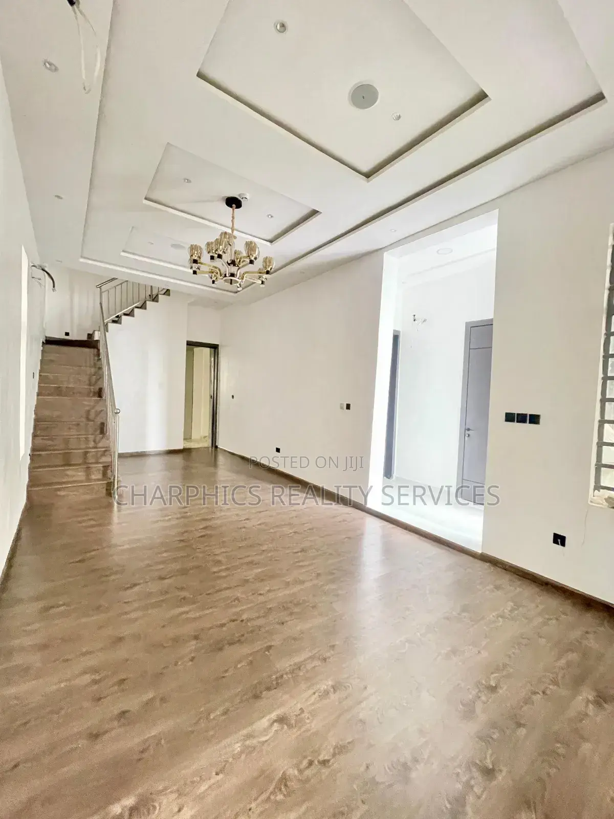 5bdrm Duplex in Ikate for sale in Ikate