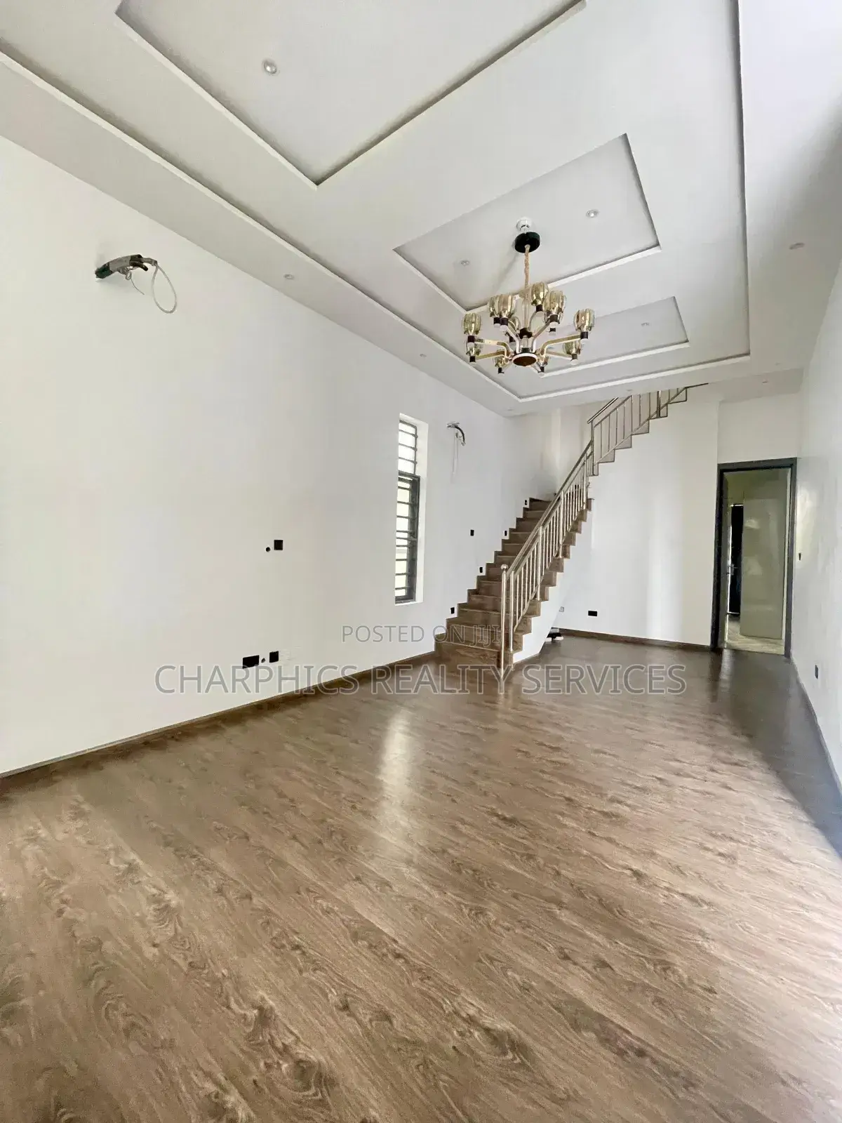 5bdrm Duplex in Ikate for sale in Ikate