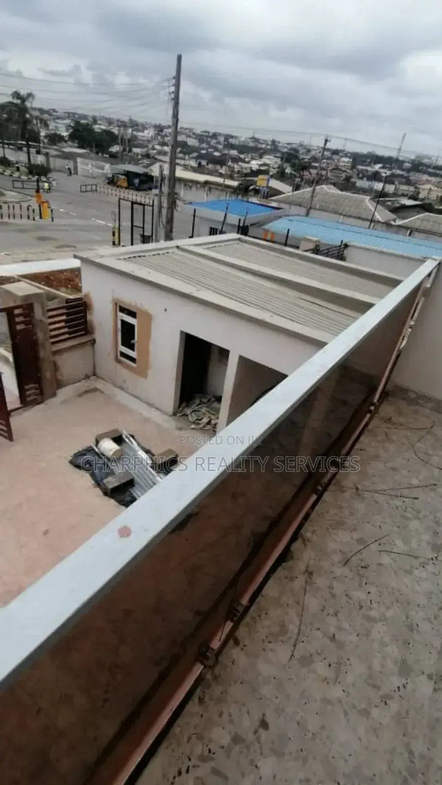 5bdrm Duplex in Omole Phase 2 for sale in Omole Phase 2